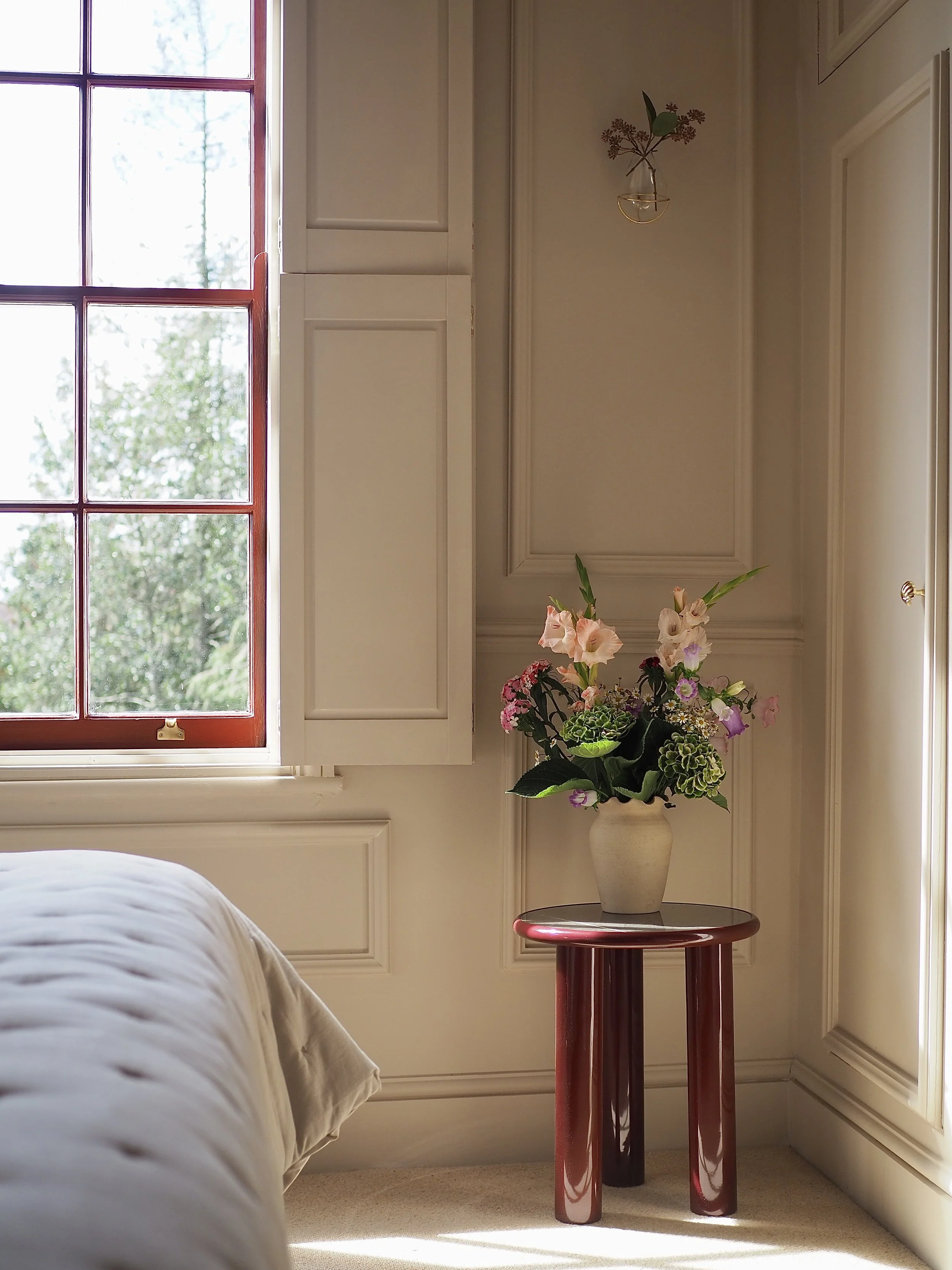 red sash window