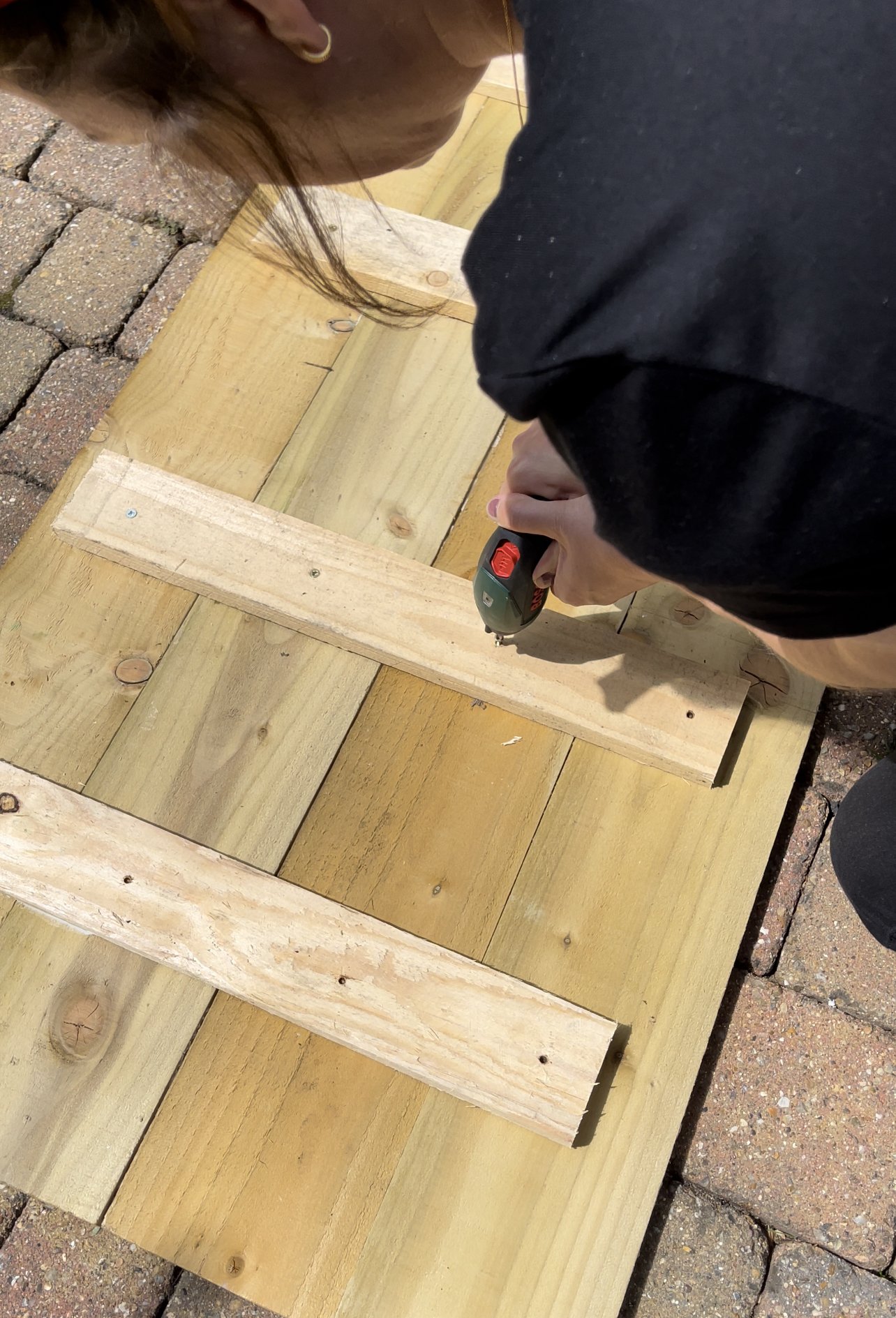 sustainable garden How to DIY a garden table