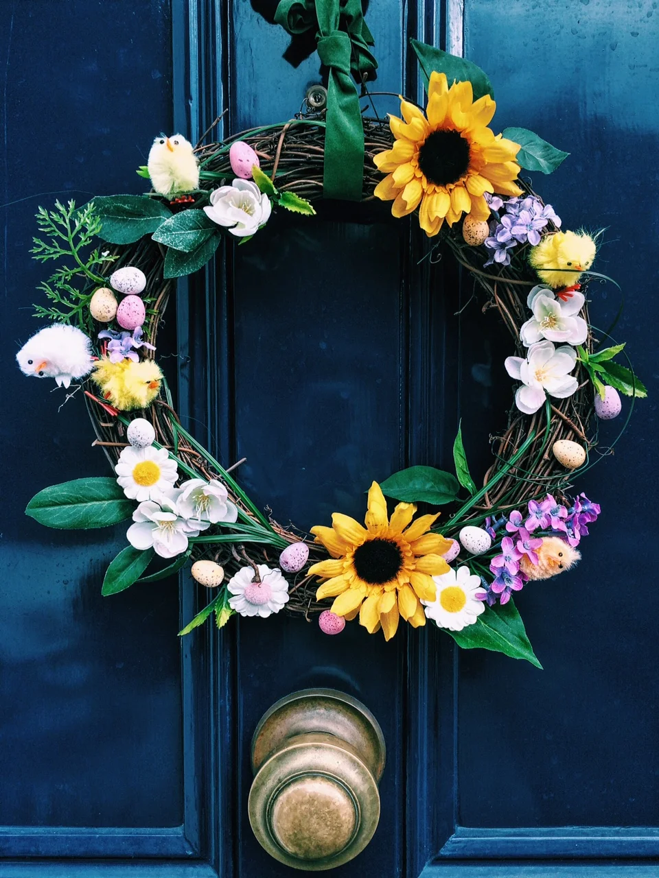 Easter Weekend Special: How to DIY An Easter Wreath 