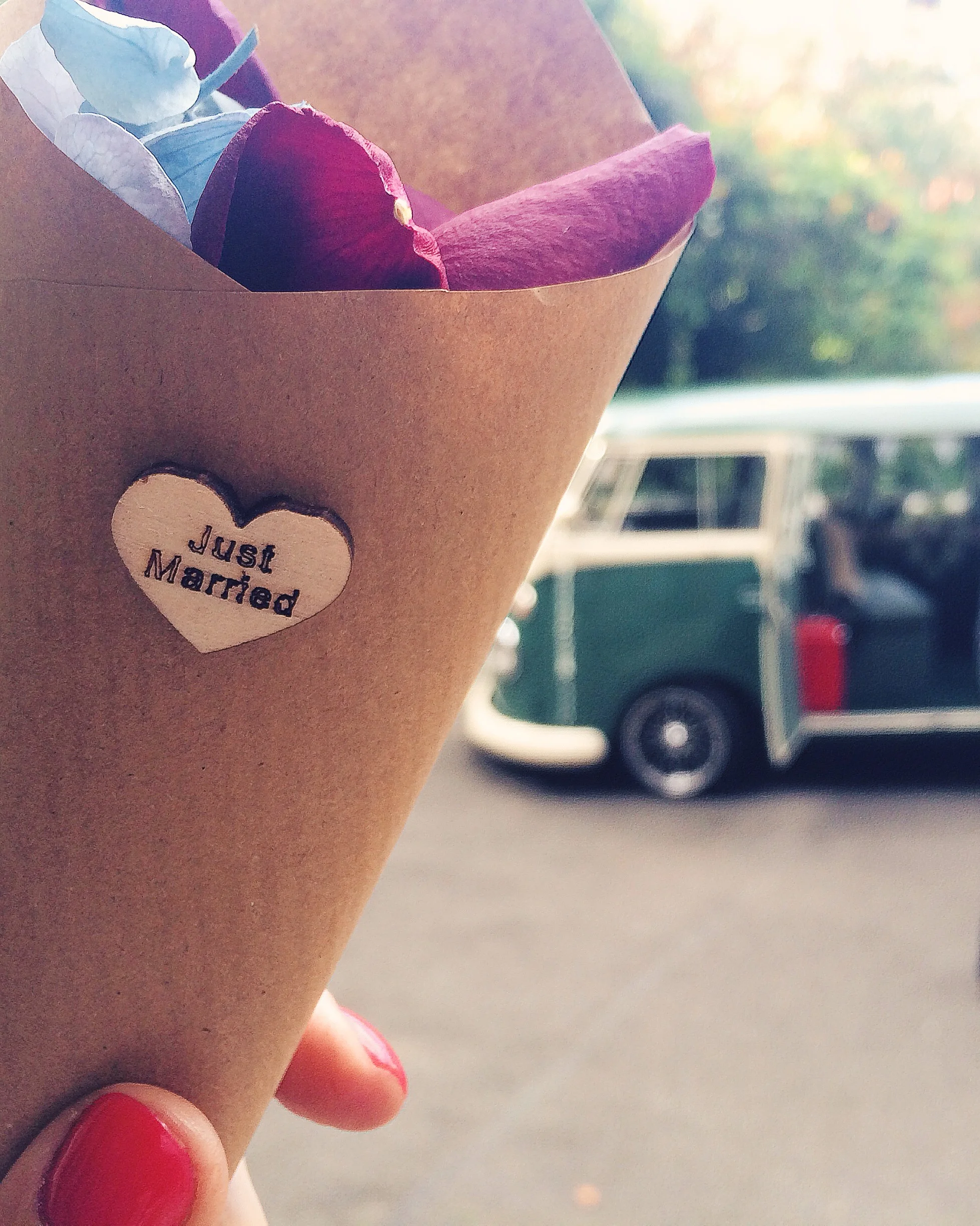 The confetti cones being used on the day of the wedding.