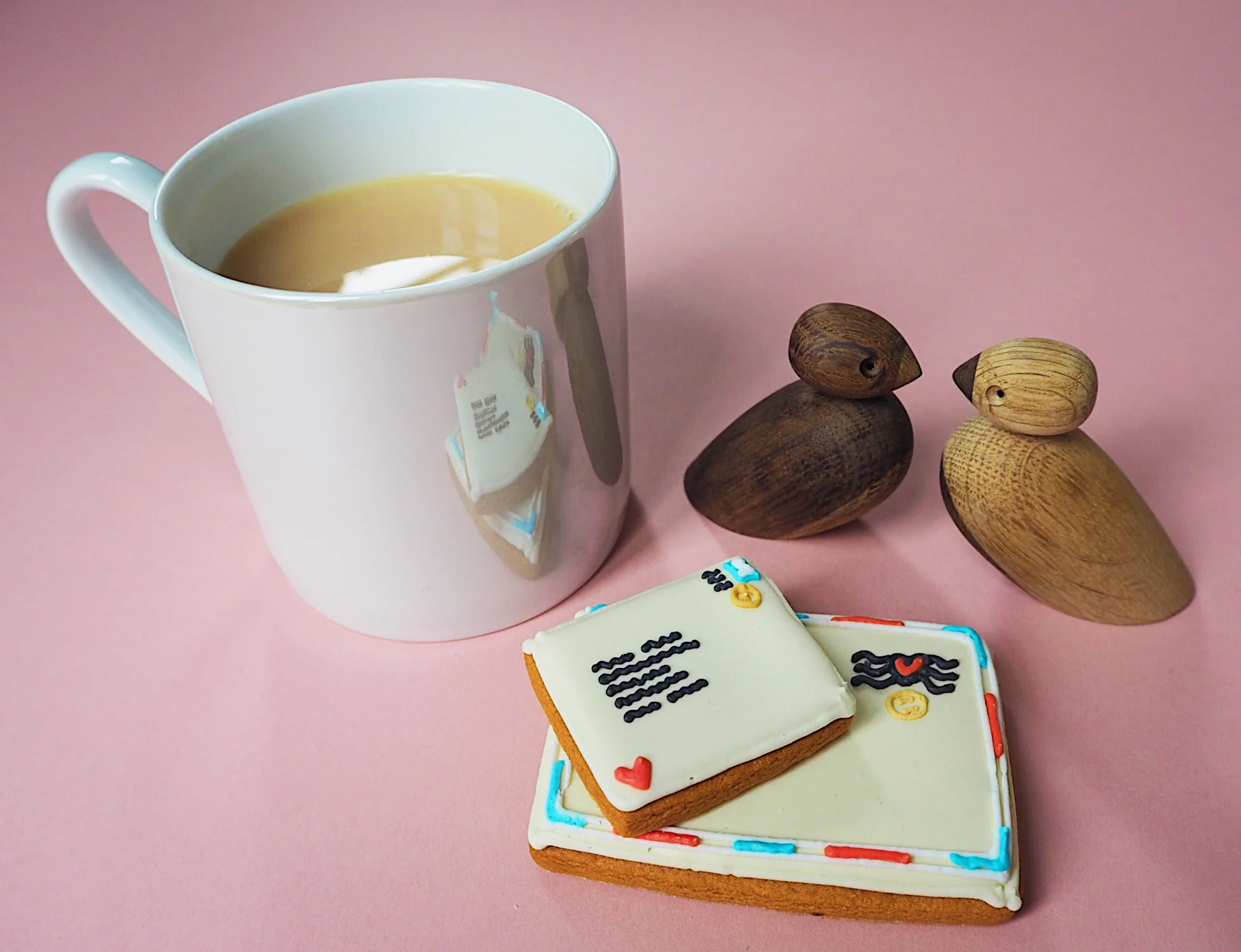 Reflective PEARL mug , LSA International. Buy Lovebirds at Amara