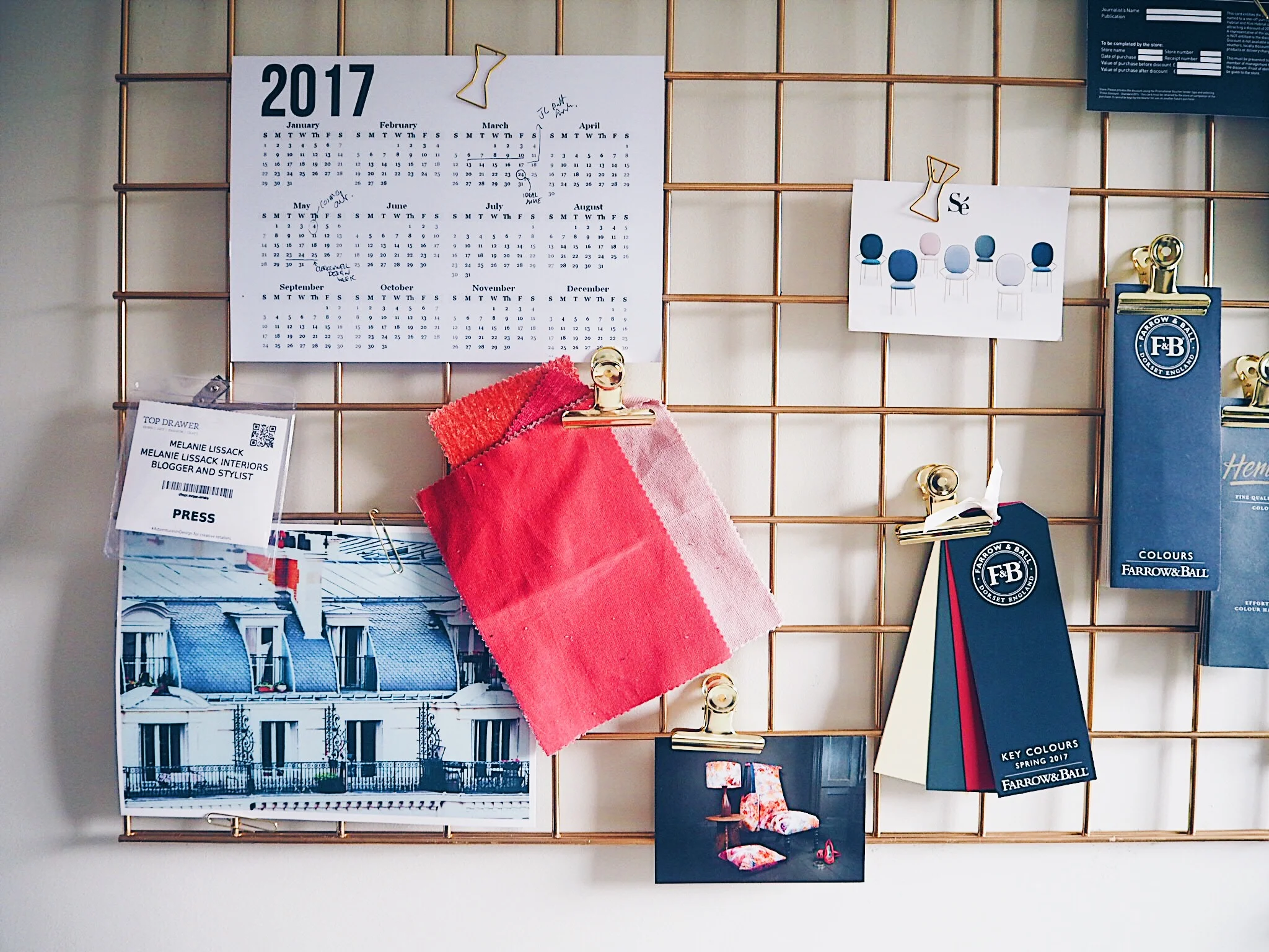 How To DIY A Gold Mesh Metal Wire Notice Board — MELANIE LISSACK INTERIORS