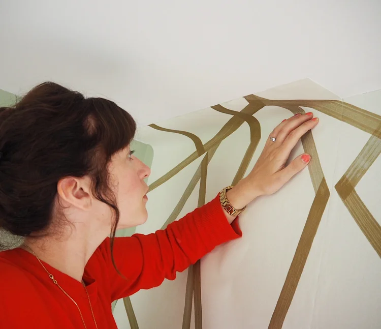How To Put Up Wallpaper A Simple & Easy Guide — MELANIE LISSACK INTERIORS