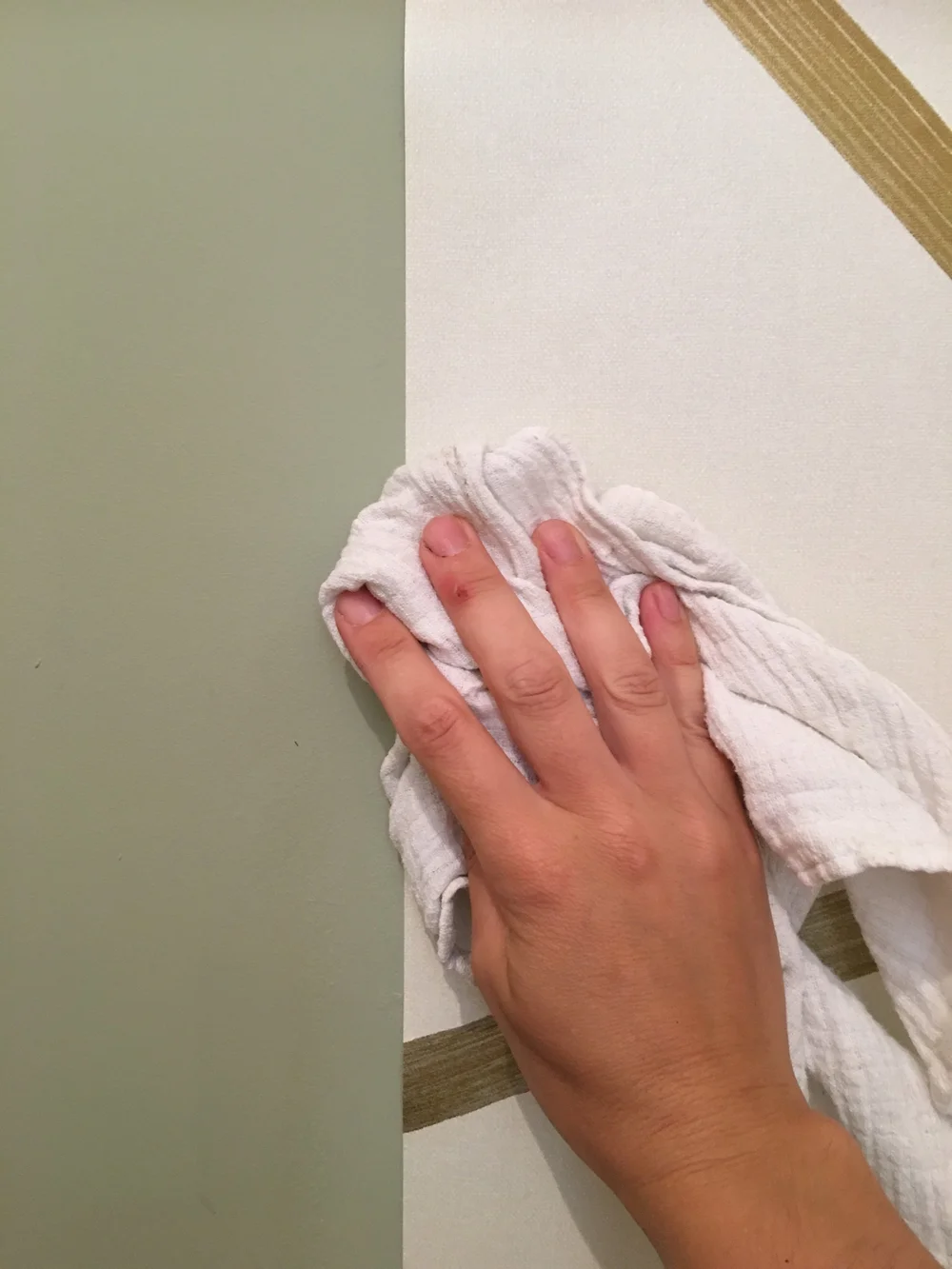 Apologies for the manky hands - I'd had a slight accident the week before!