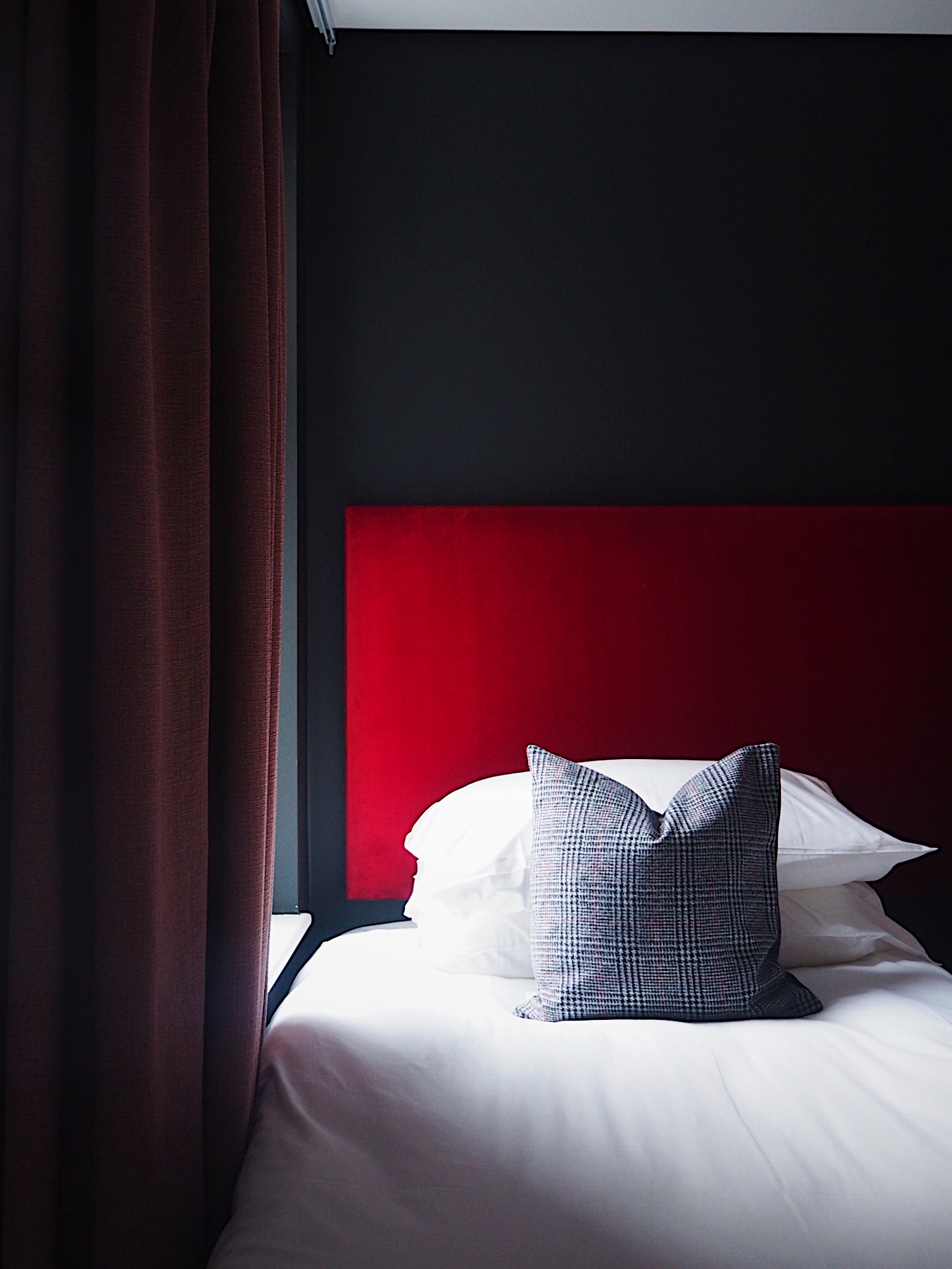 cuckooz apartment kings x