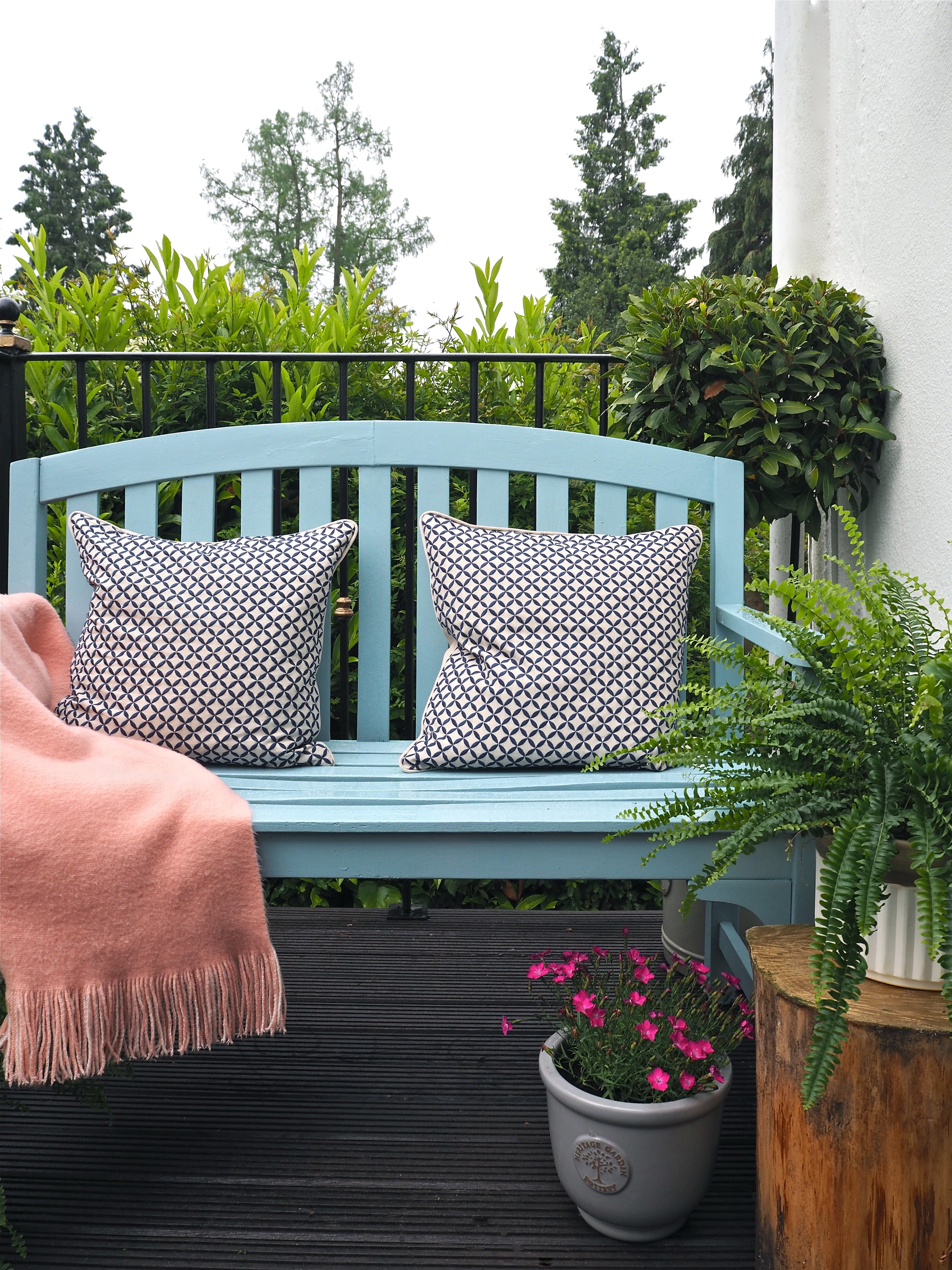 klodset Tredje beundring Sprucing Up My Outside Space With Exterior Paints By Sandtex & Sadolin —  MELANIE LISSACK INTERIORS