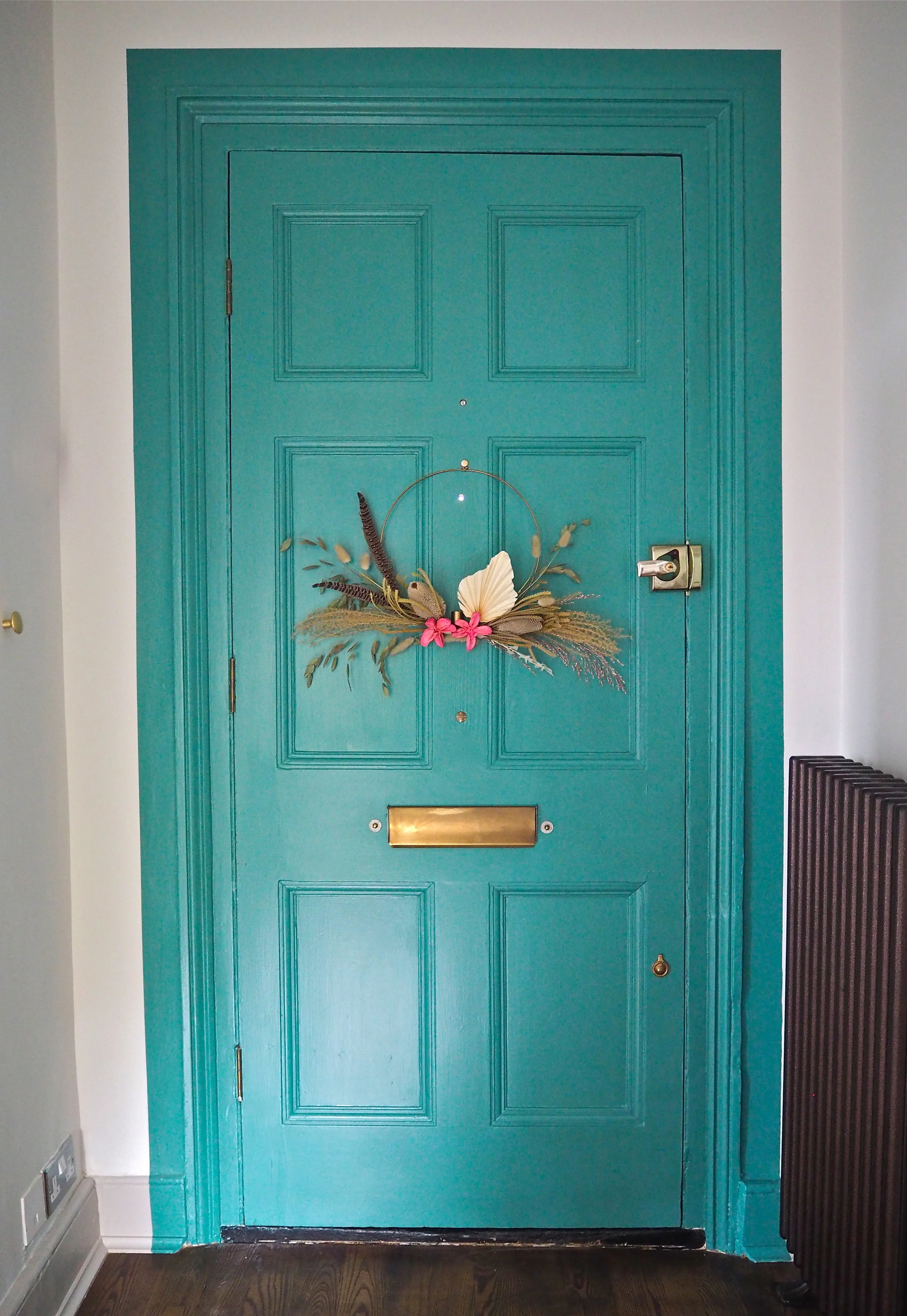 How To Make A Door Look Bigger With A Simple Paint Trick — MELANIE