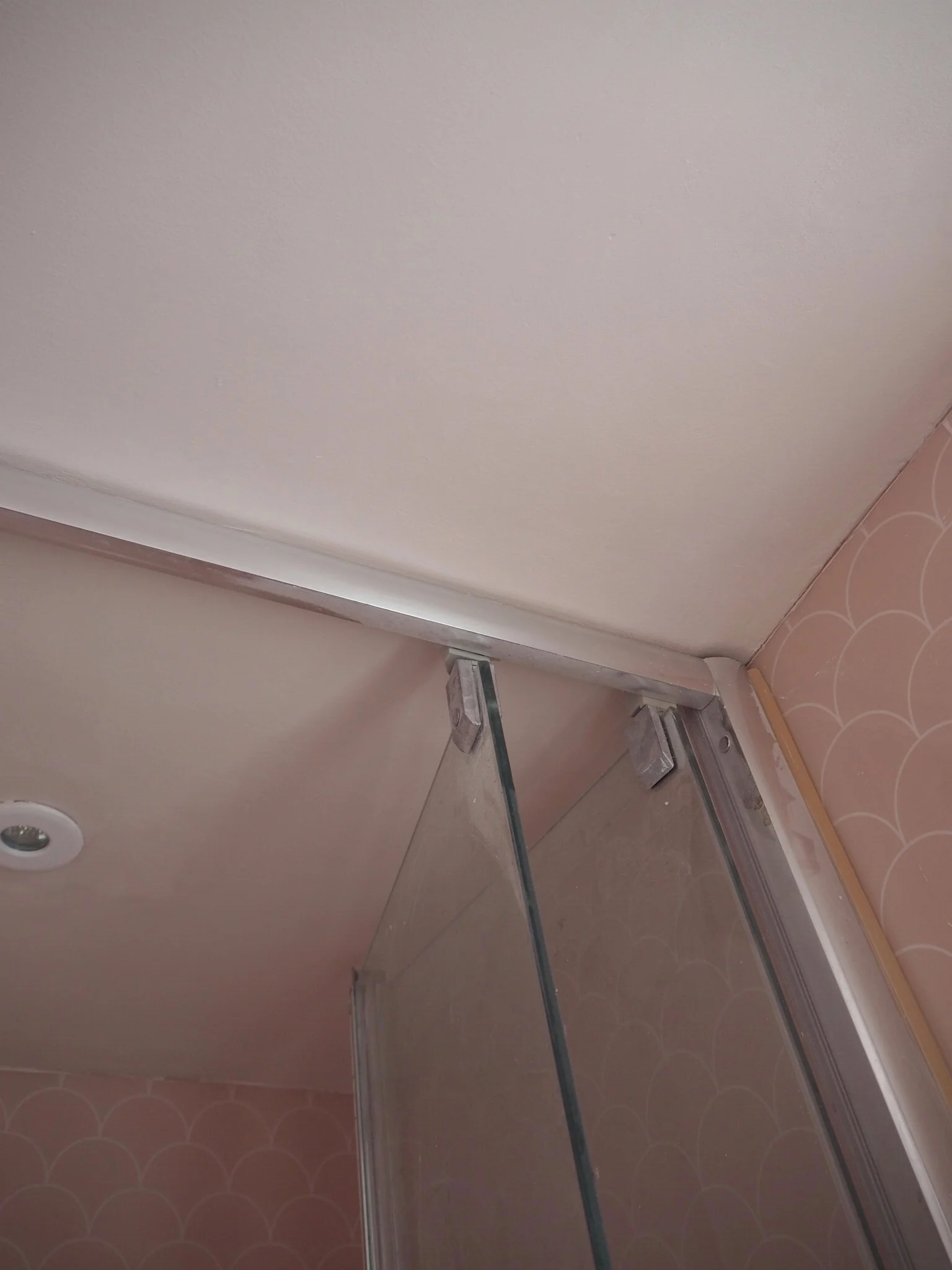 How To Repair A Peeling Bathroom Wall Or Ceiling Melanie Lissack