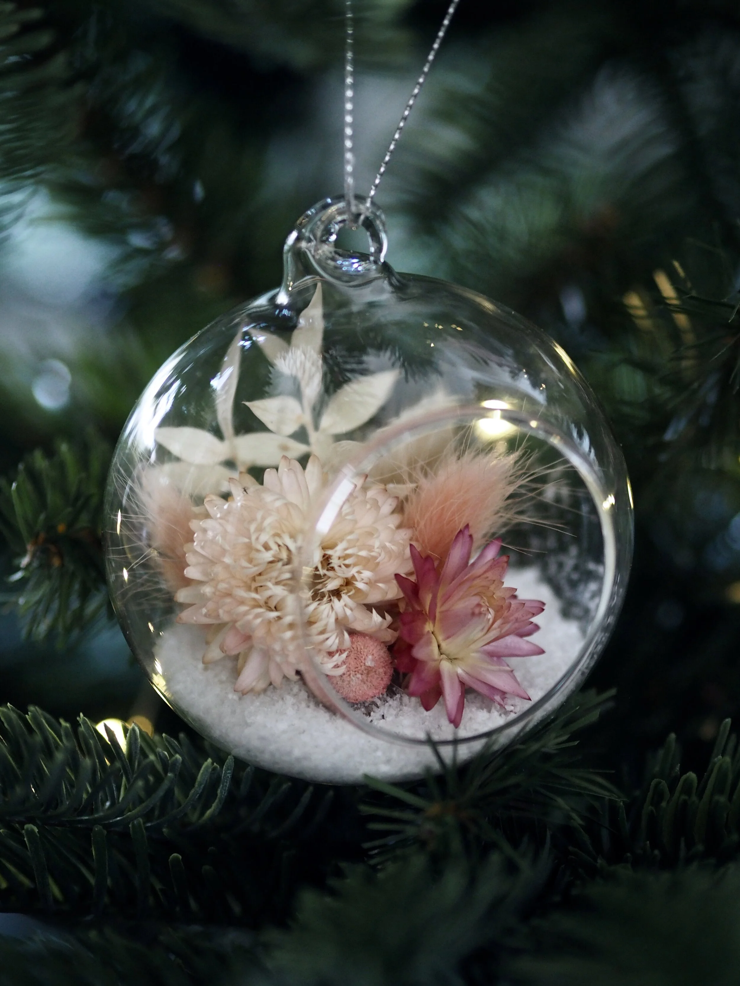 4 Ideas For Handmade DIY Christmas Tree Decorations — MELANIE LISSACK