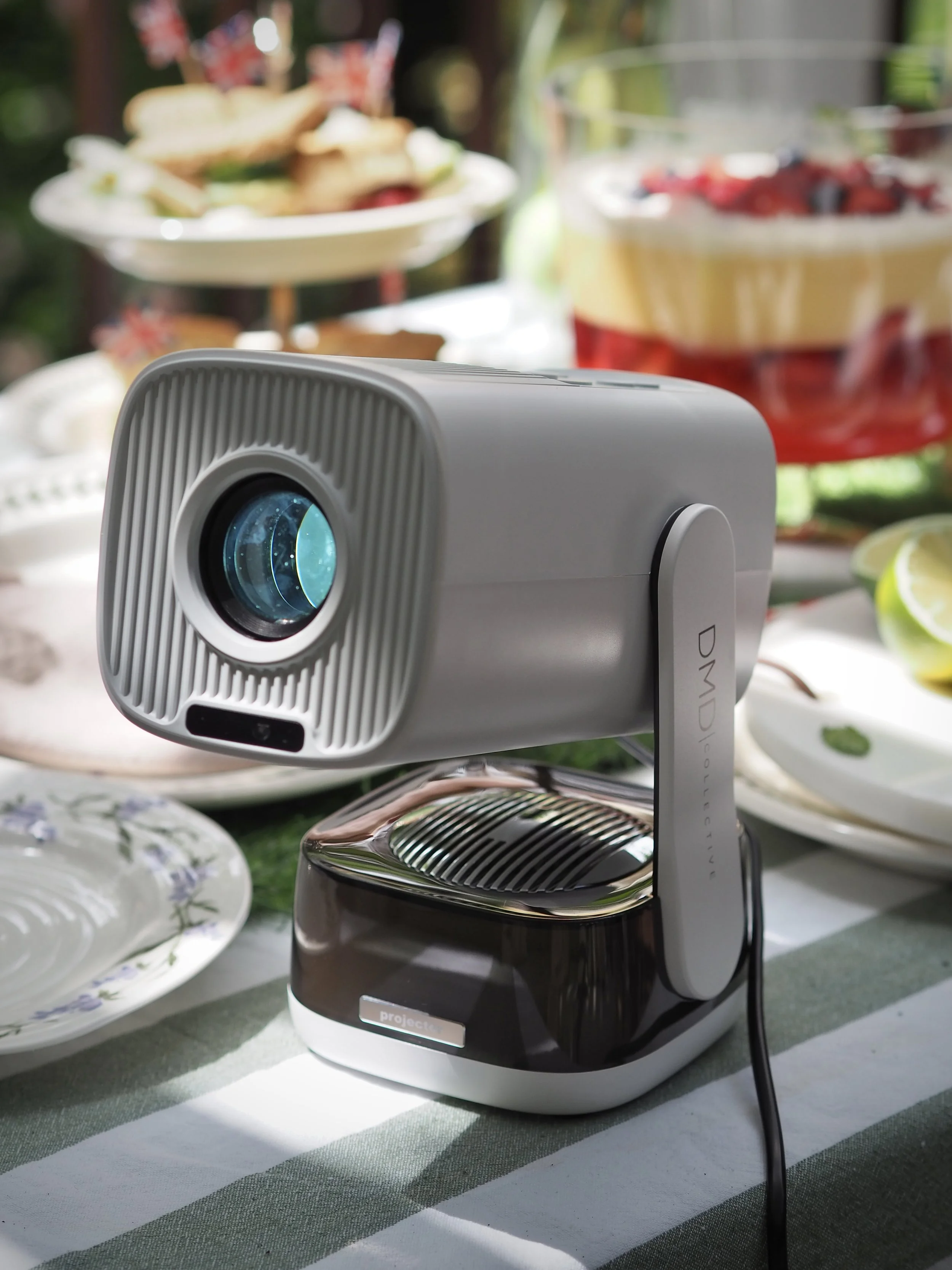 portable projector