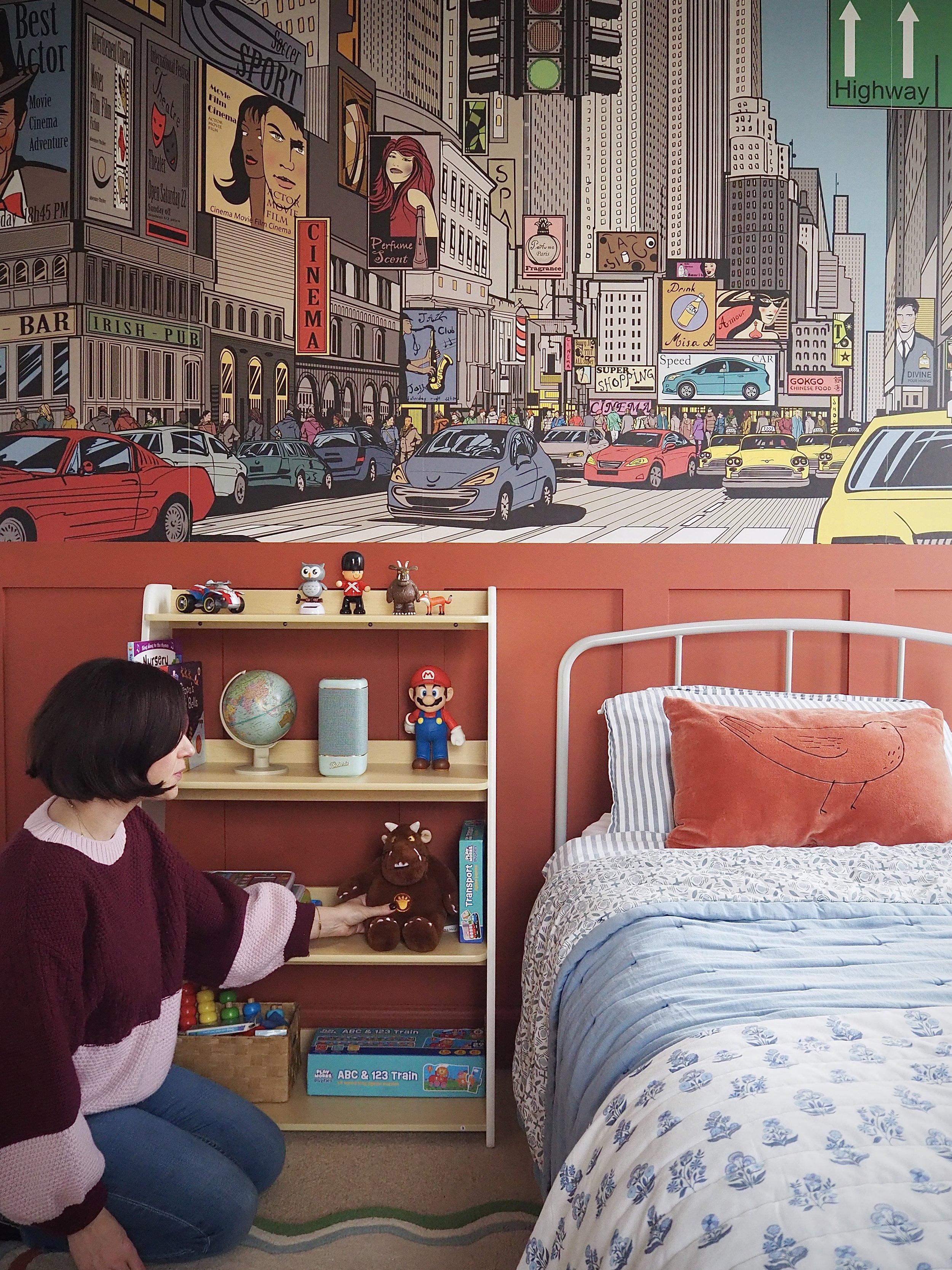 kids bedroom city wallpaper