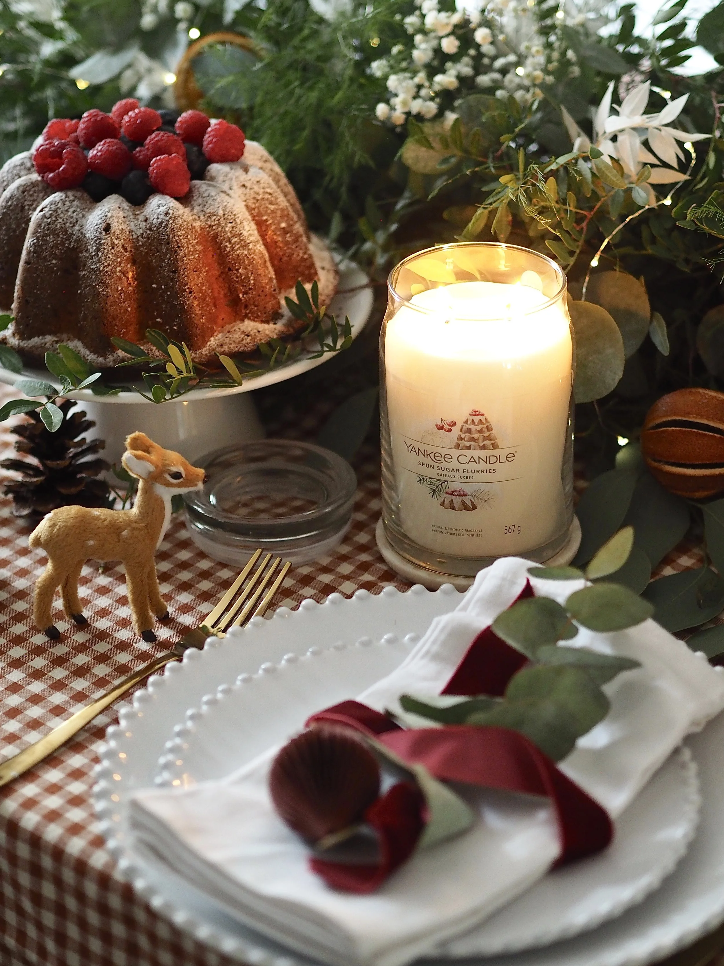 christmas table setting