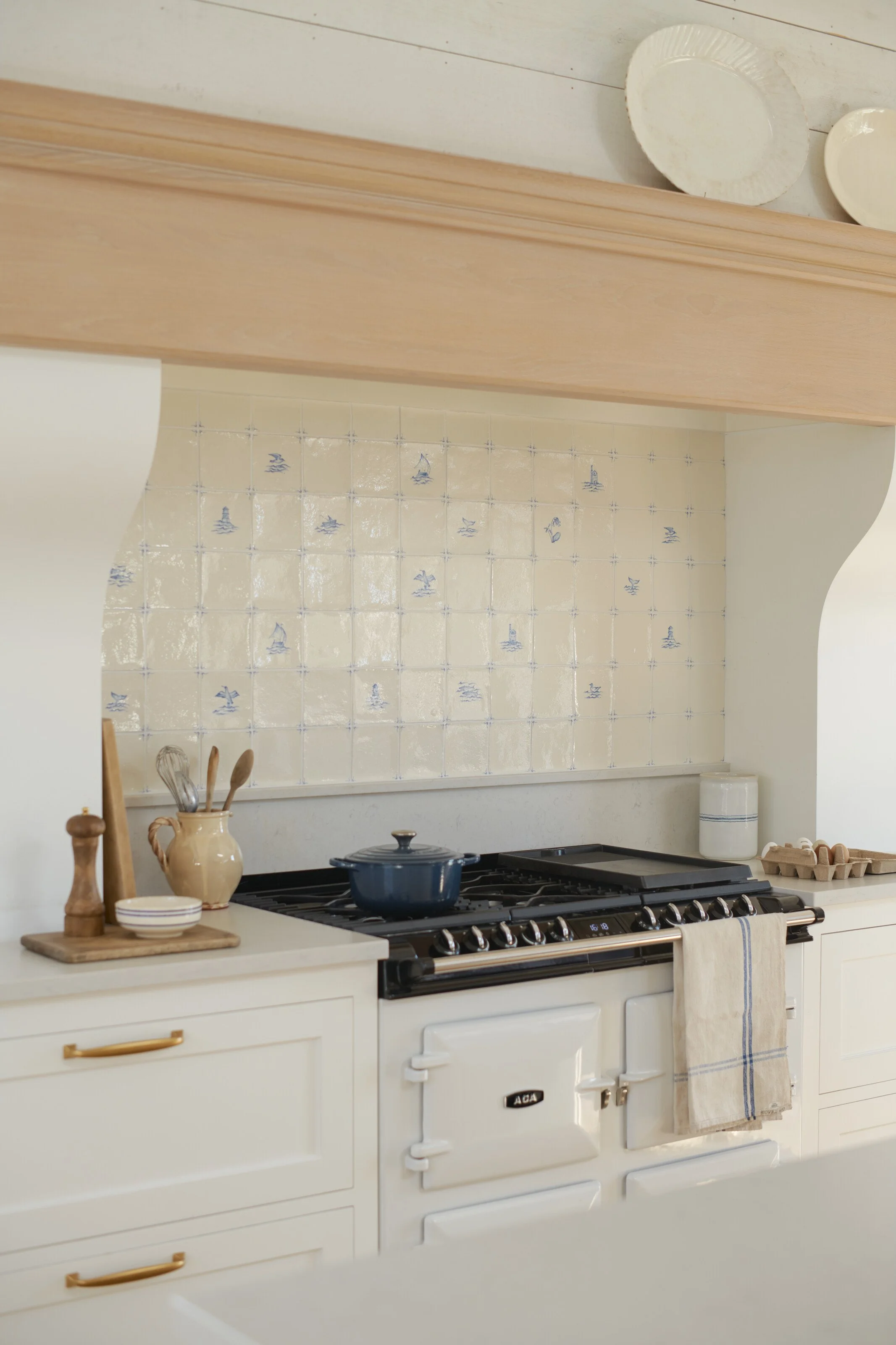 Delft tiles kitchen splashback