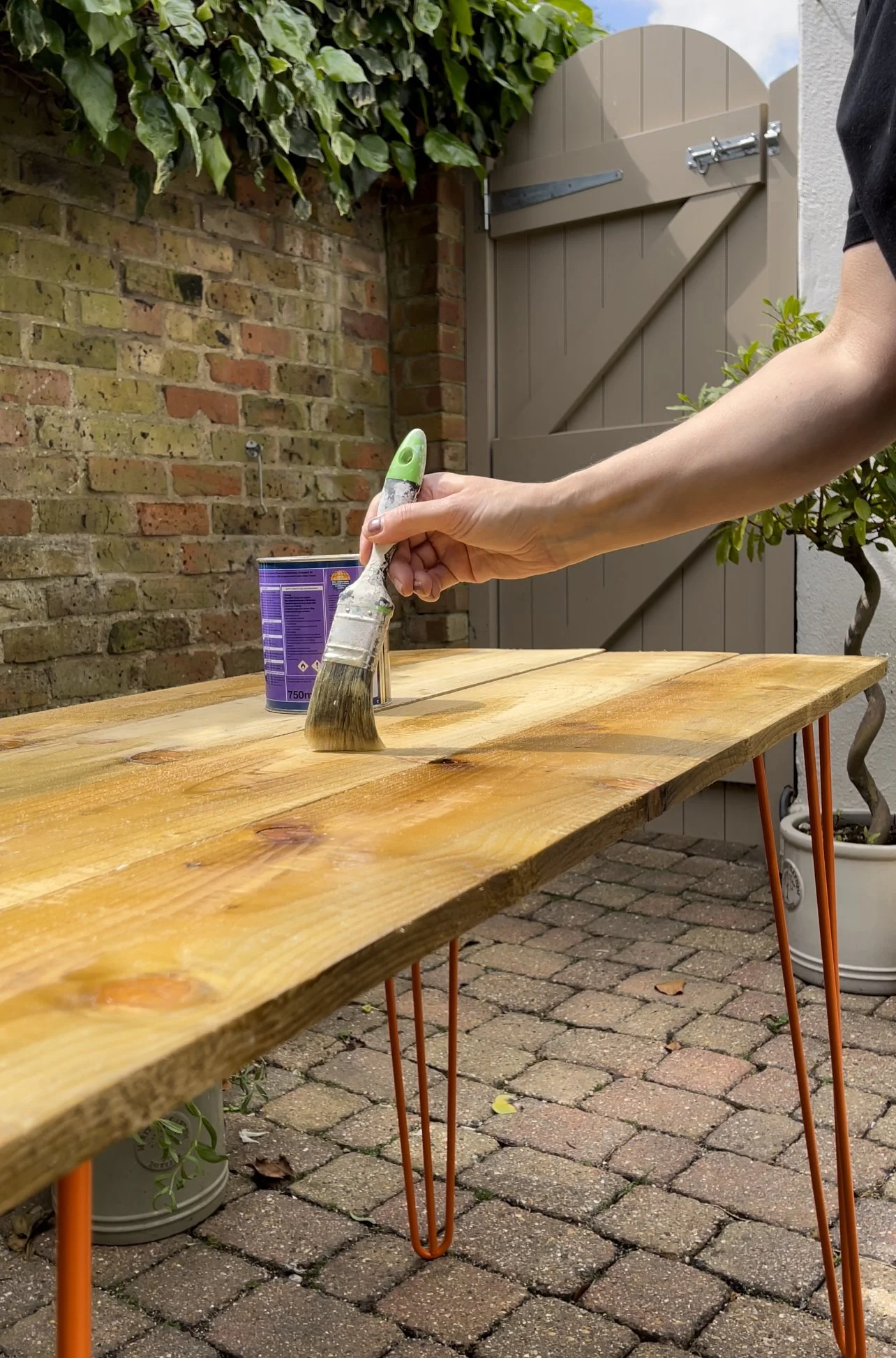 sustainable garden How to DIY a garden table