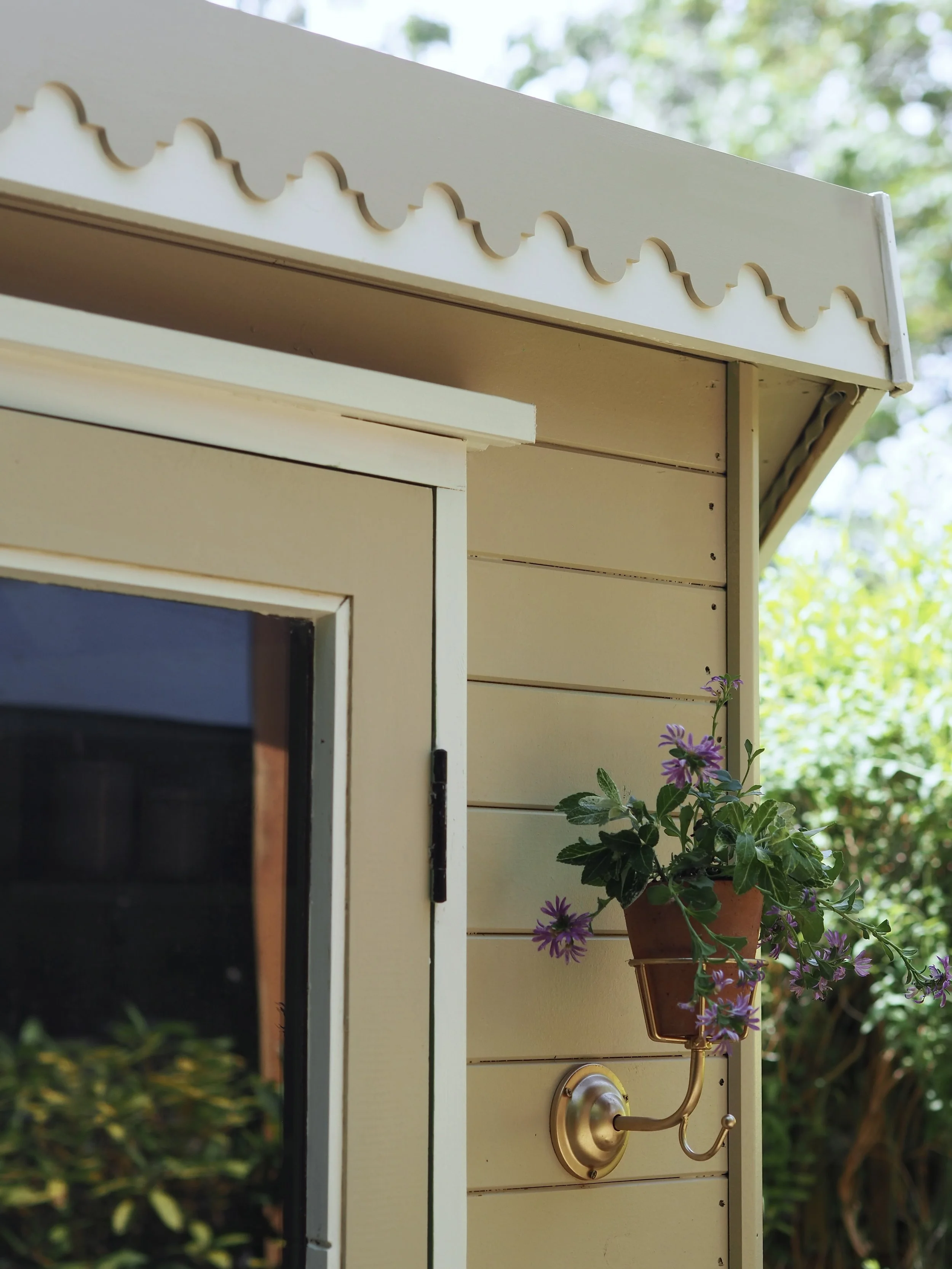exterior decorative trim