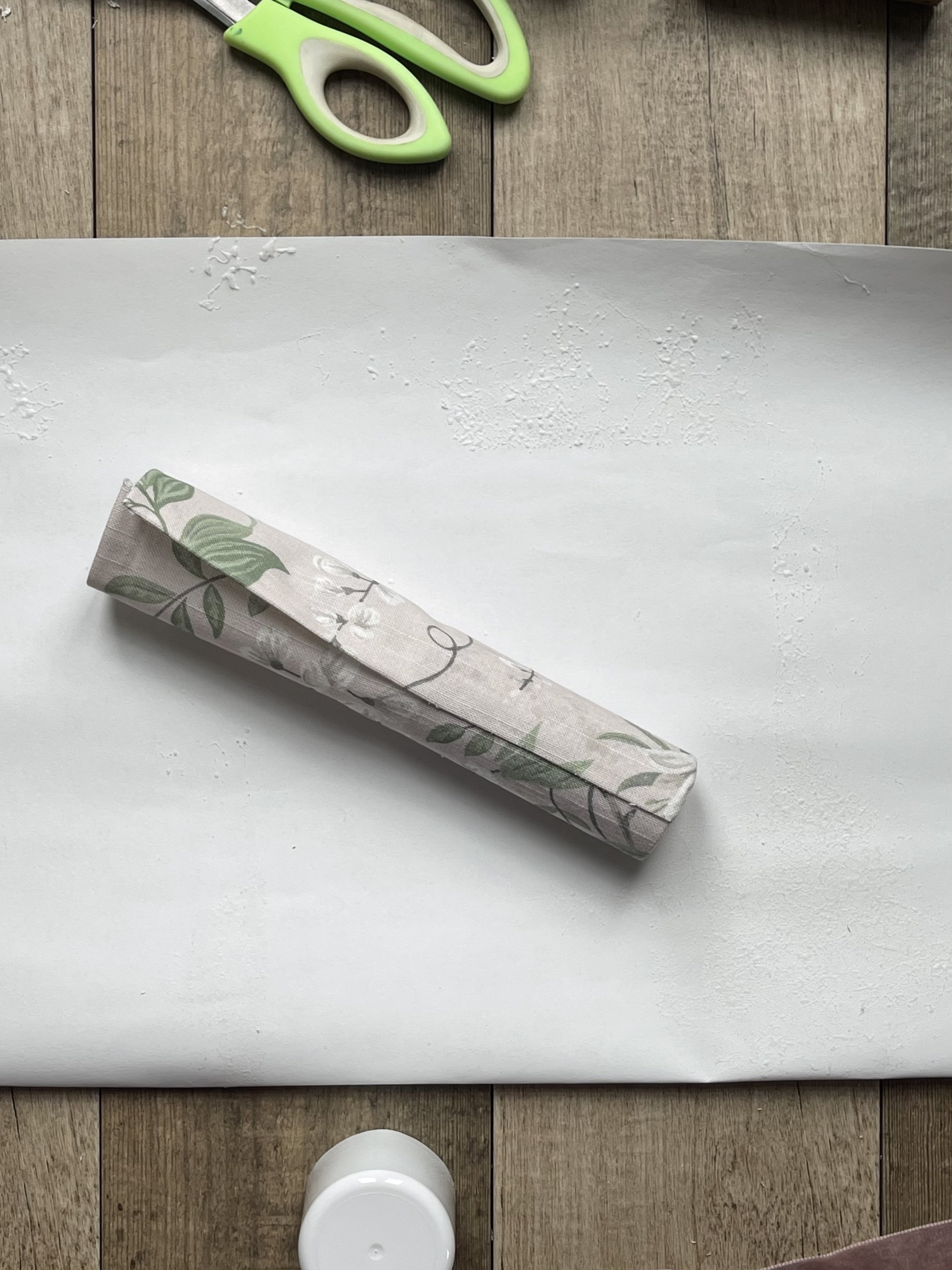 Easy sustainable reusable Christmas crackers DIY