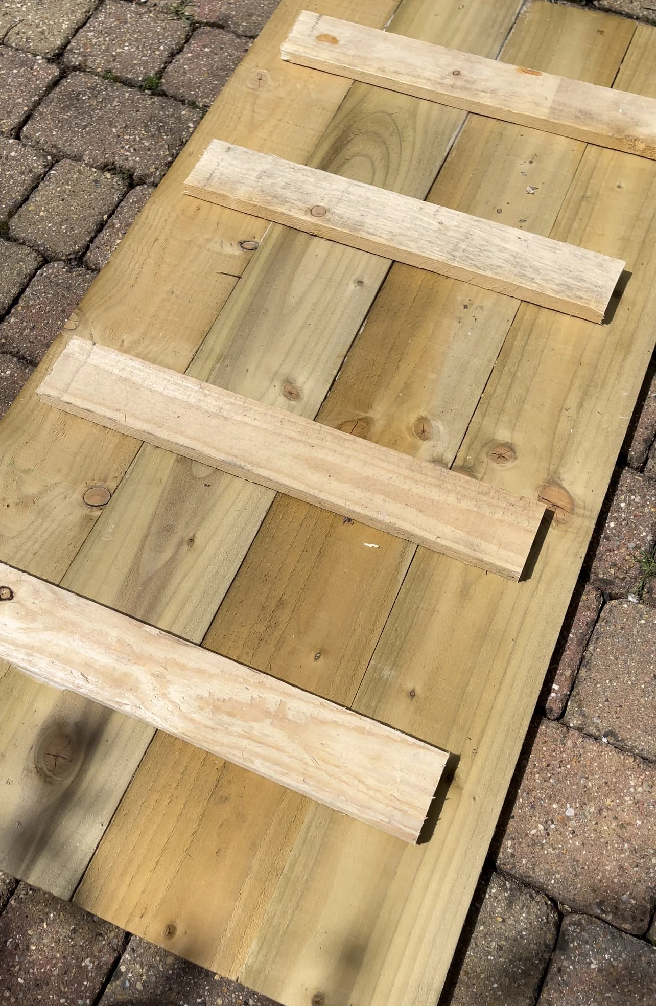 sustainable garden How to DIY a garden table