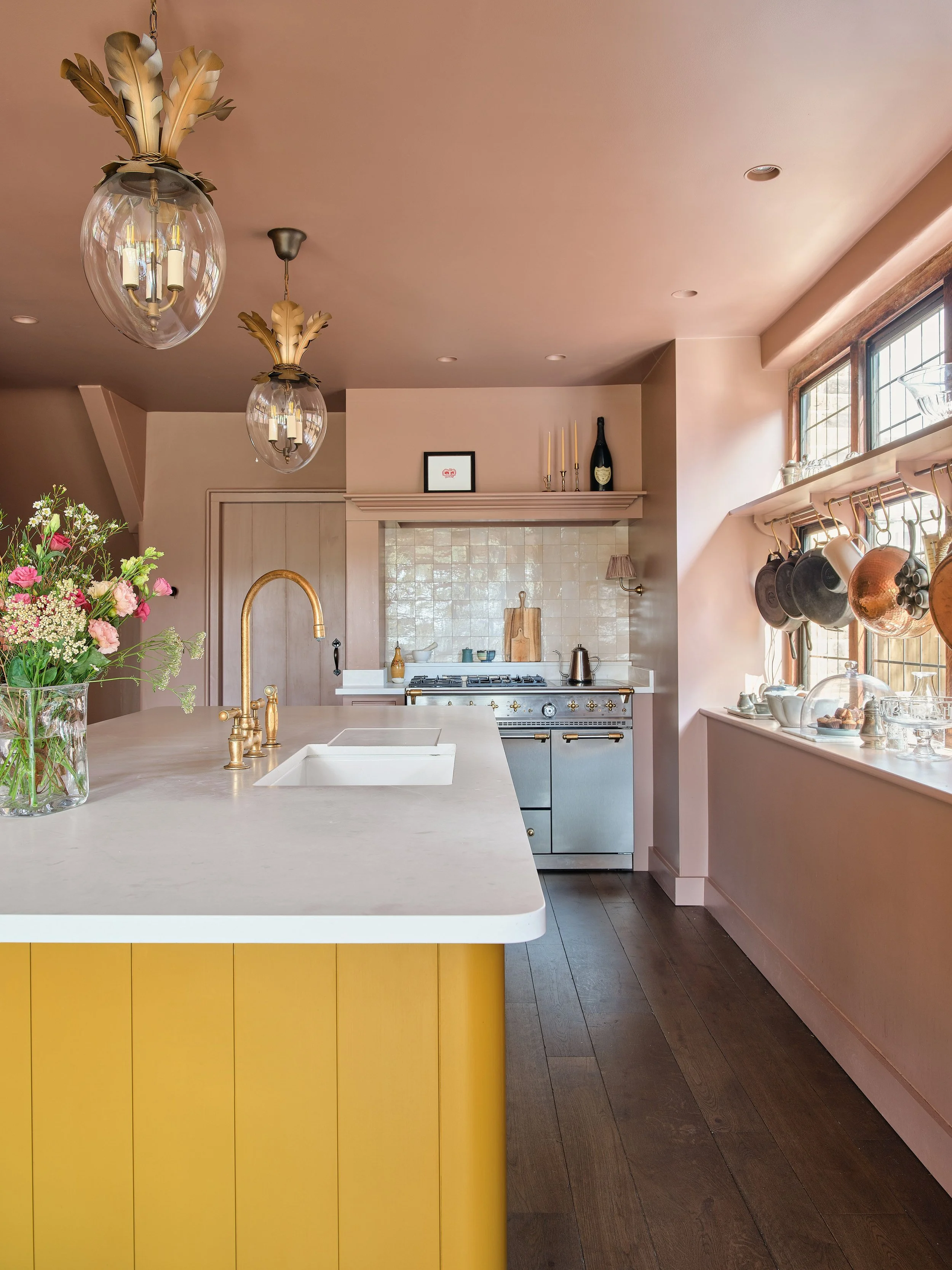 pink kitchen