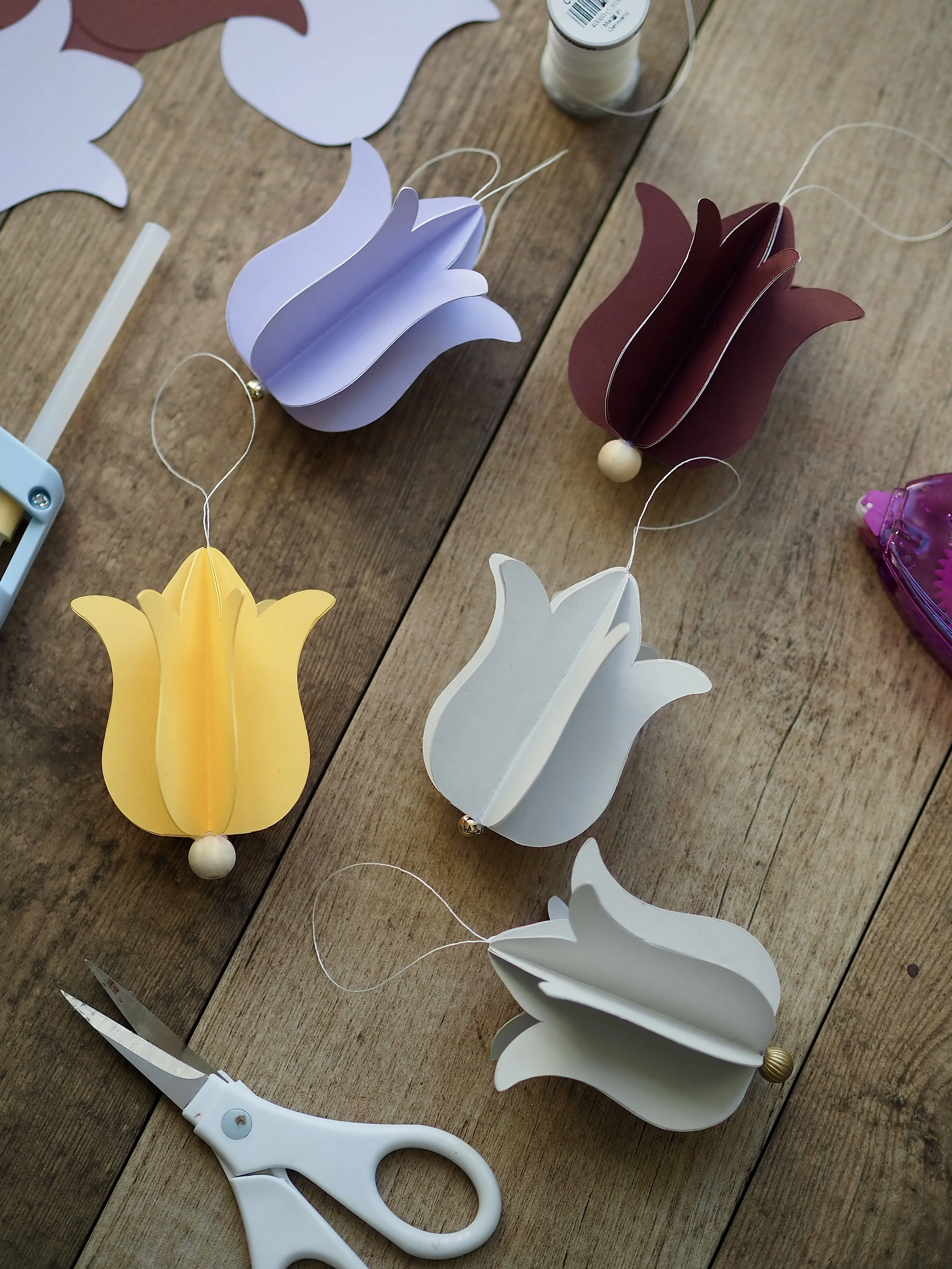 make your own Easter decorations