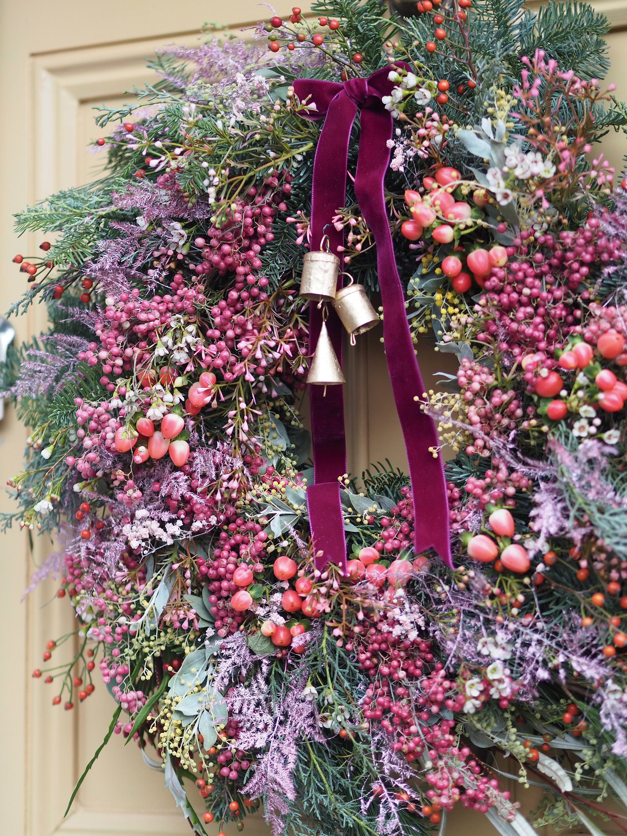 christmas door wreath inspiration
