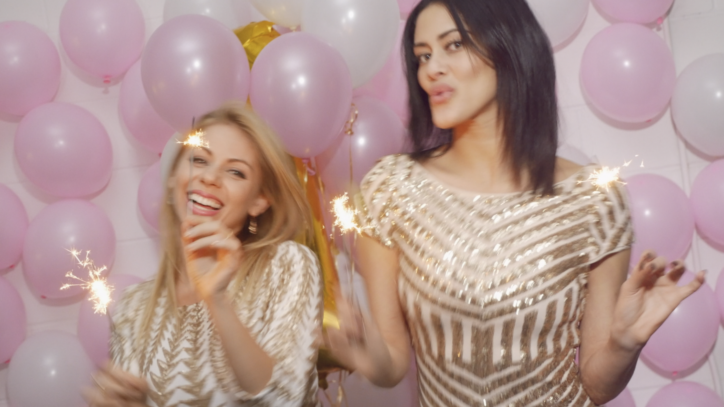 Vidéo festif de nos 1 an!