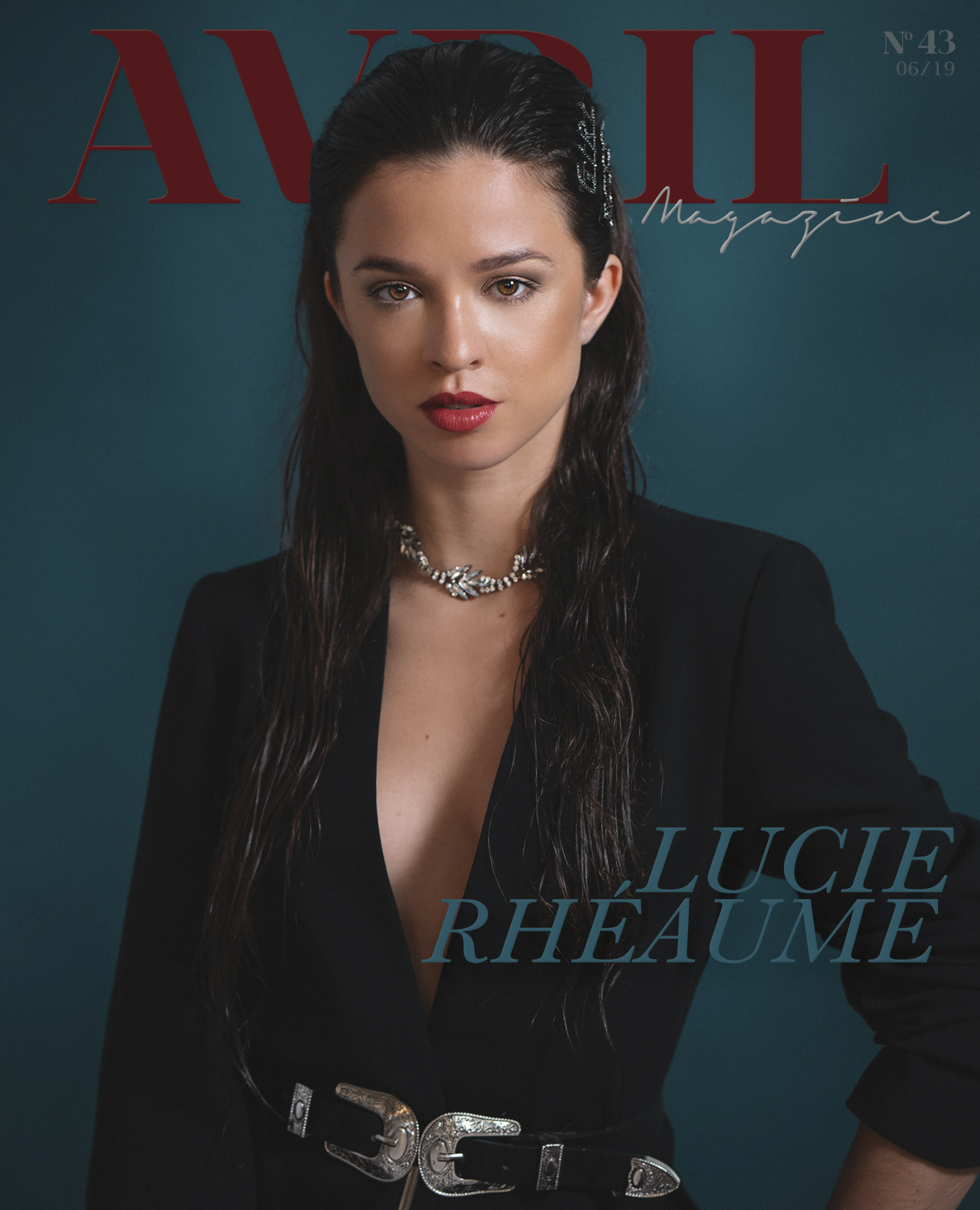 Cover-girl : Lucie Rhéaume Photographe Avril Franco Stylisme et direction artistique par Justine Gagnon Maquillage par Aj Makeup Collier par Corail Blanc