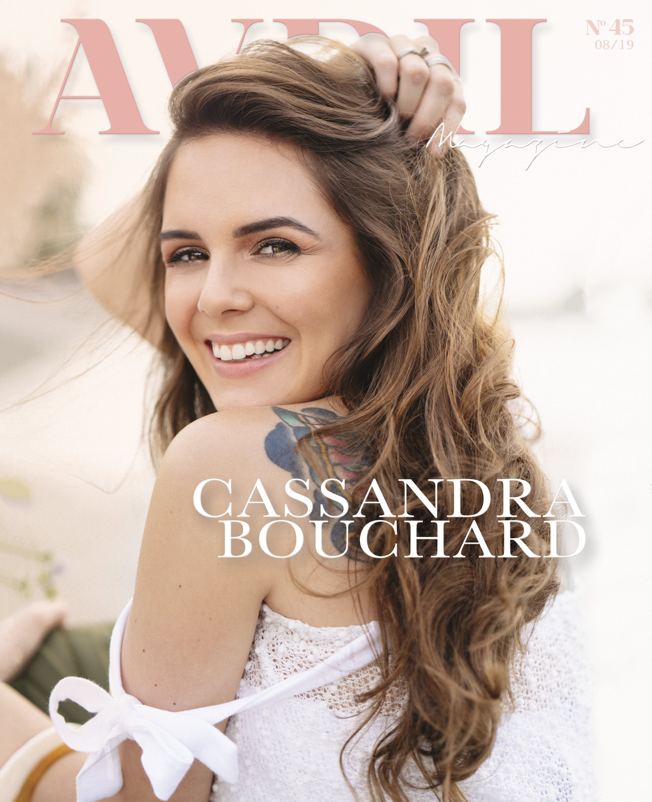 Cover-girl : Cassandra Bouchard Photographe Avril Franco Stylisme par Justine Gagnon Maquillage par Hnt.Mua Camisole par Gabryelle Designs , Bijoux par Boutique Palma , Jupe par Maska Mode