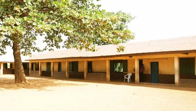 Yes, the news from Sierra Leone is grim and not expected to get any better, any time soon. Mike returned from Sierra Leone in late August 2014 on one of the last flights after the Gambia Bird airline 'pulled the plug' on its return flights to London. The number of EBOLA incidents, suspected and confirmed, is growing 'exponentially'.(see the link below which covers much of the recent theorising and aid plans from both the US and UK). Mike had to cancel Extra Mile's training programme with headteachers and other staff, and clearly as yet there are no plans for schools/colleges/universities throughout SL to return to session for the foreseeable future. We had to postpone one of our volunteers' programmes for August, sadly, but we hope she may be able to try again next year, if things have improved. BECE, the basic exam for the end of Junior School was cancelled in June so an entire cohort of JSS3 pupils will have to wait another year before taking their exams, (and another year's worth of fees, if schools resume before then!). Many schools are having to dispense with their teachers because they cannot pay them, because they have no pupils. Teachers and lecturers are desperate, as indeed are many workers in the rest of the economy who are beginning to feel the effects of a much 'slower' economy. West Africa is effectively being 'cut-off' from the rest of the world as only aid or health workers come and go. We have suspended our school and community library building programme so as to reduce the risk to our staff from workers coming into the site from various parts of the city. We have almost completed the library and two classrooms, but there it must end, for a while at least.The feeling with all our people is that because of the gradual spread of the virus, despite all their individual precautions (chlorine and soap washes at the front door and no handshaking), it is only a matter of time before EVD 'knocks' on their door! It is a desperate situation. Our thoughts and prayers are with them and indeed all the amazing people of this wonderful country, at this time.