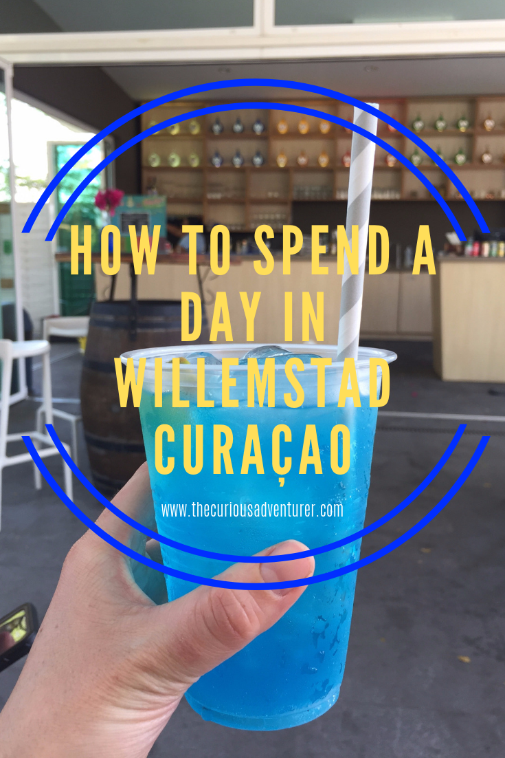 www.thecuriousadventurer.com:blog:a-day-in-willemstad-curacao.png