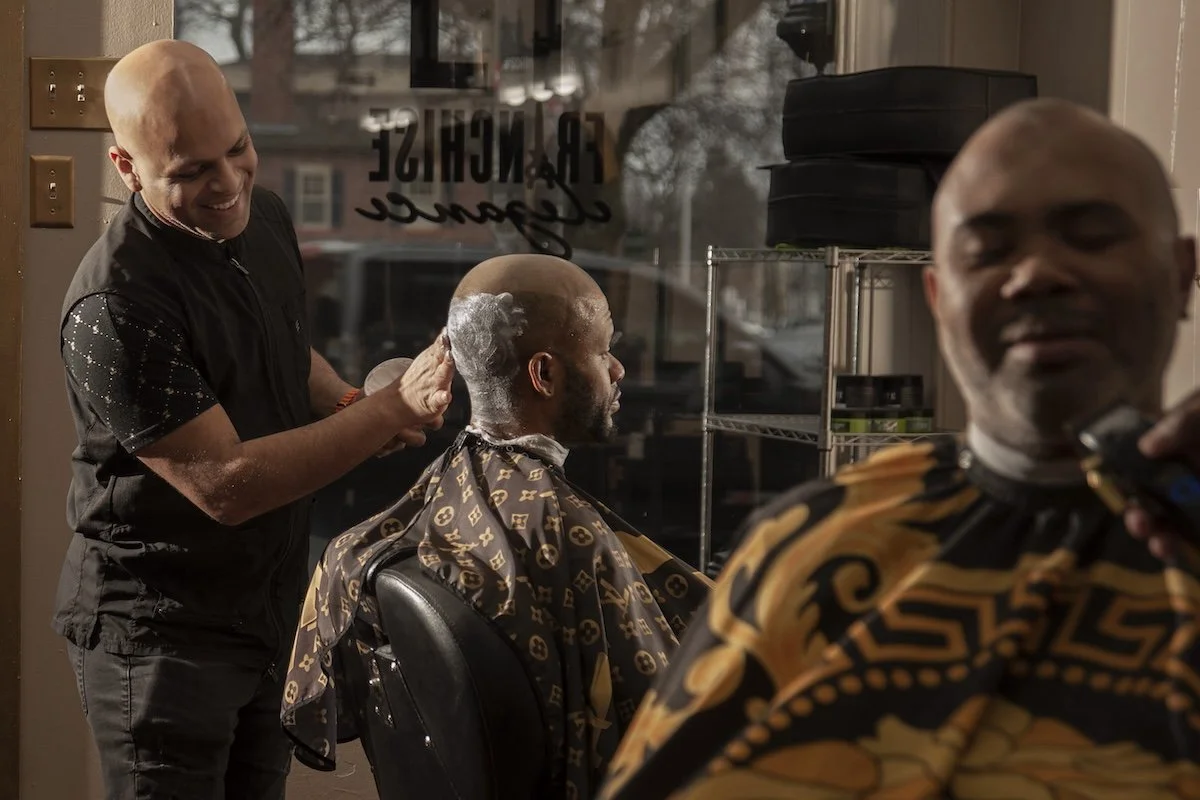 3 OXTON_DAVID Franchise Elegance Barbershop copy 2.jpg