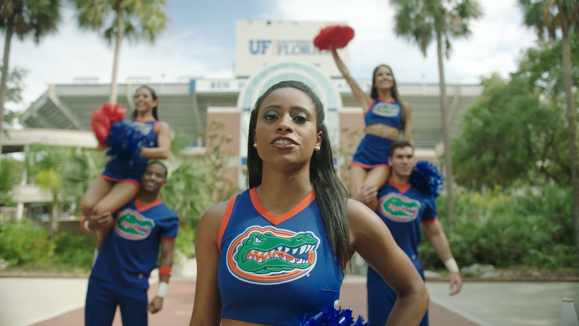 UF_Football2016_DL04.mp4.00_00_20_16.Still019.jpg