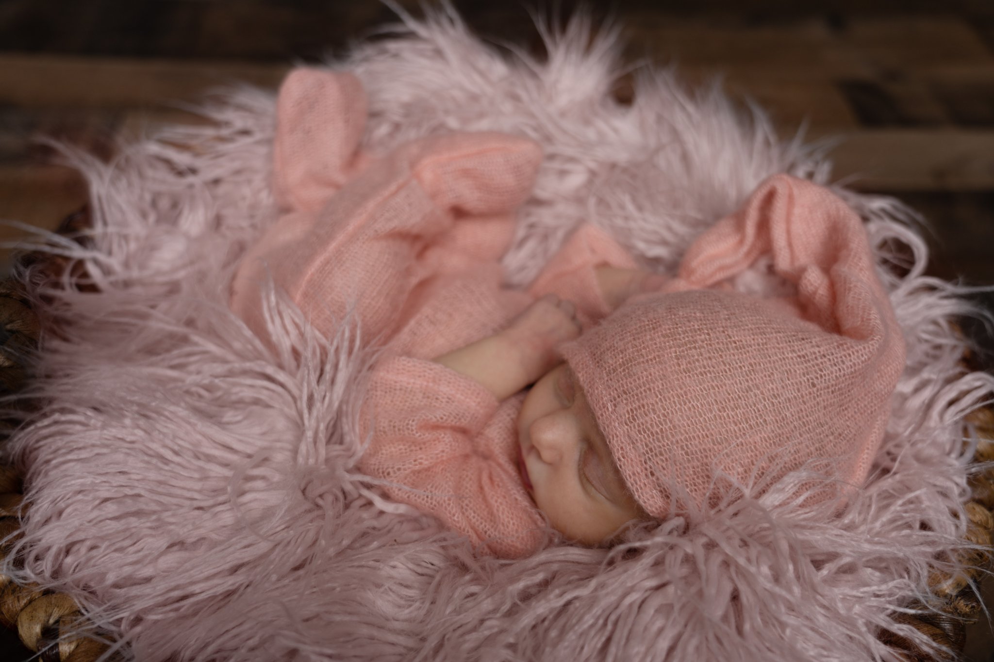 newborn photographer-3.jpg