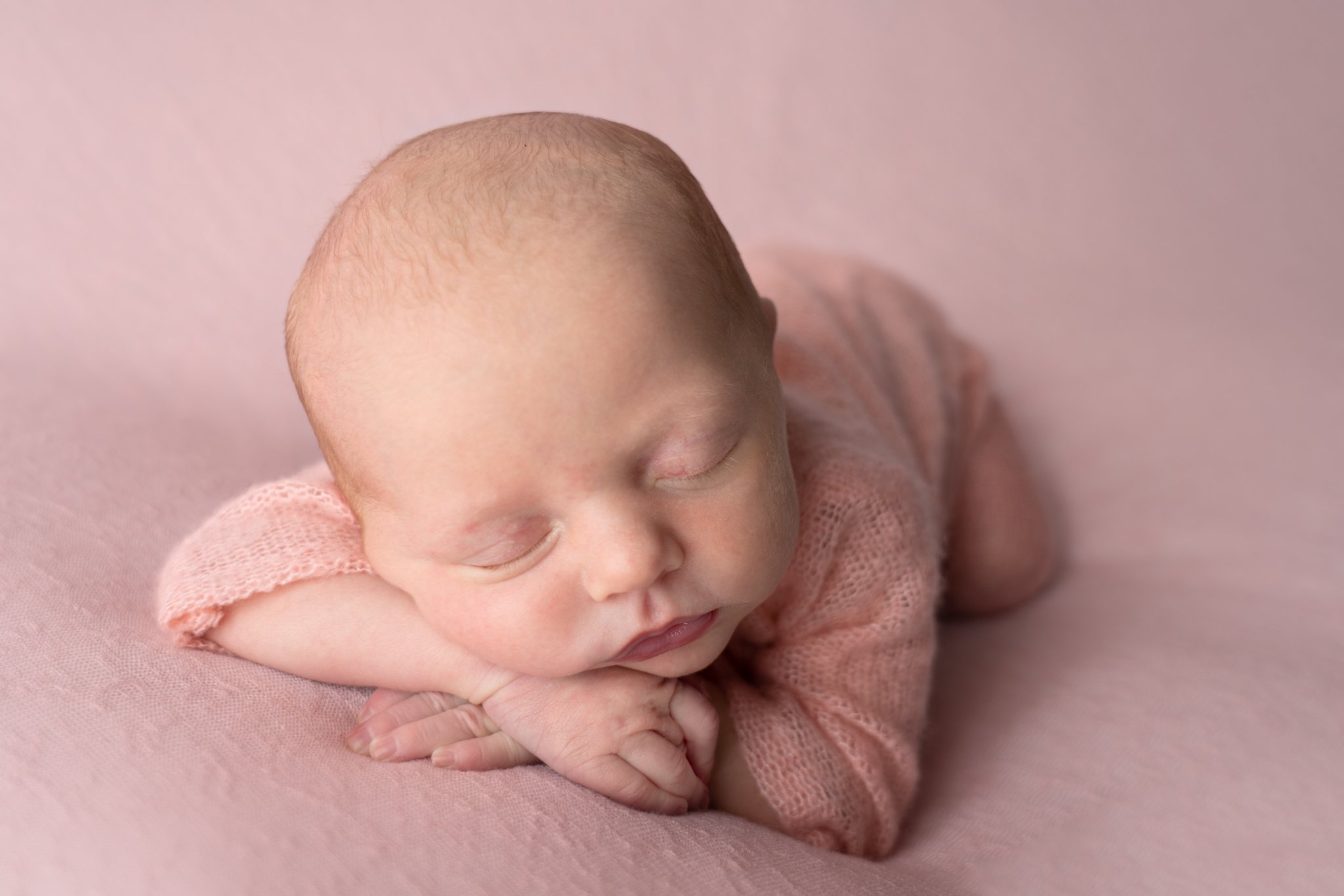 newborn photographer-5.jpg