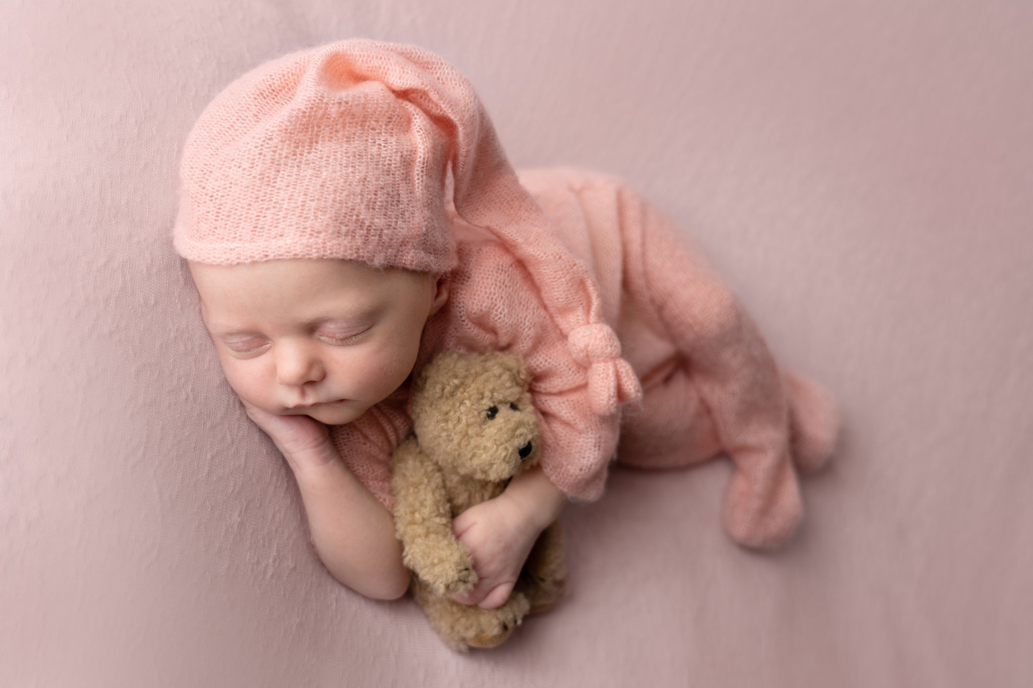newborn photographer-10.jpg