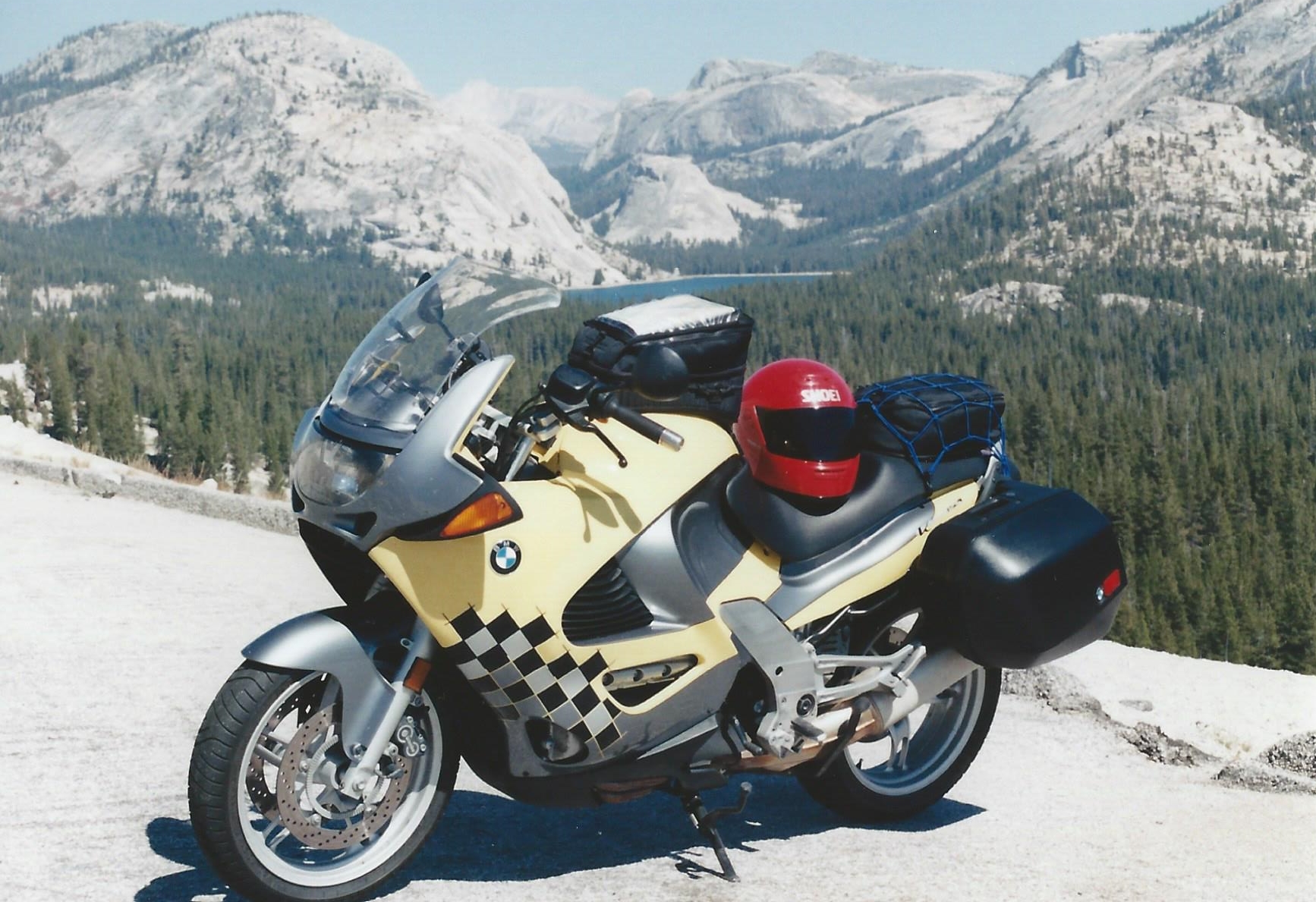 1998 BMW K1200RS Yosemite.jpg