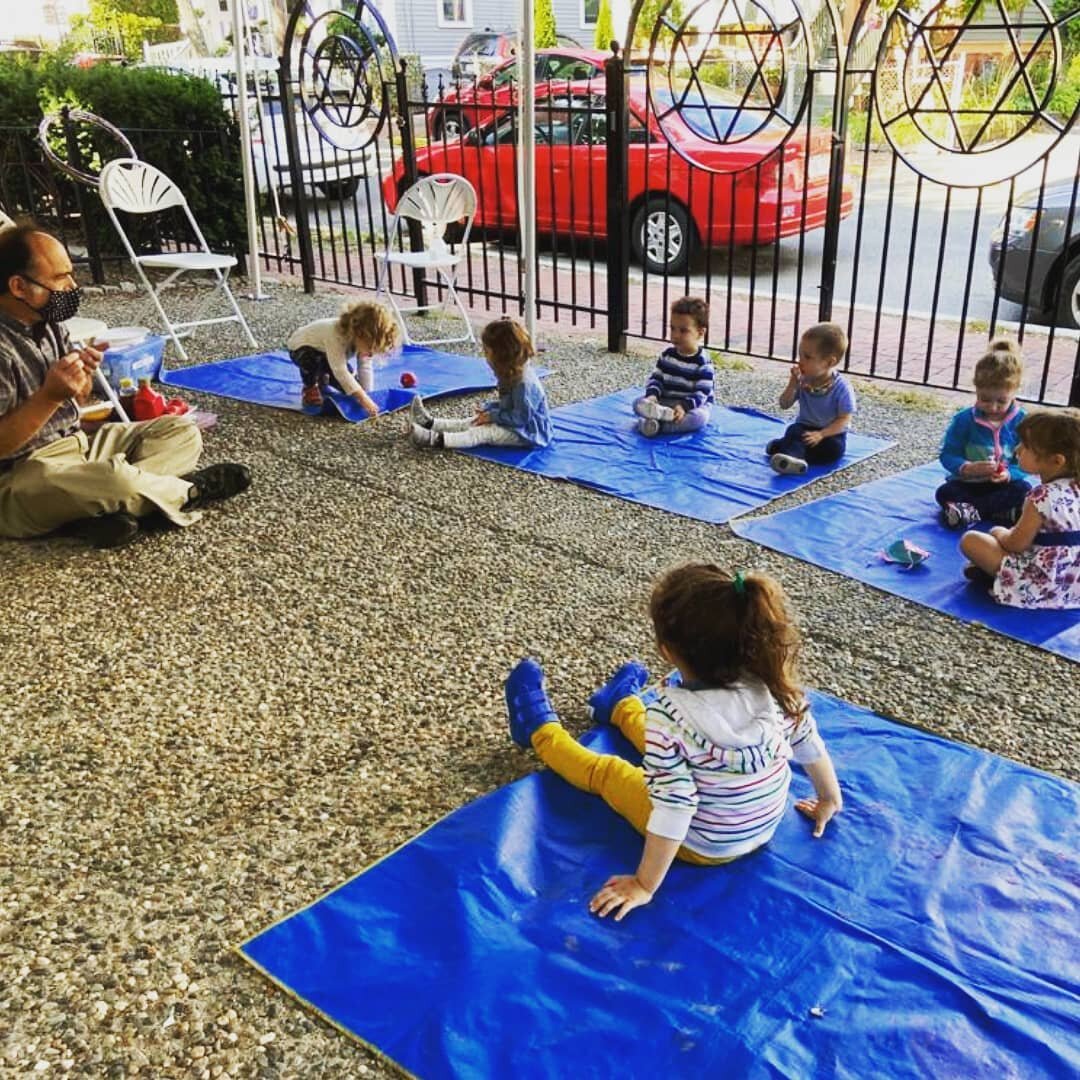 Story time, outdoors!