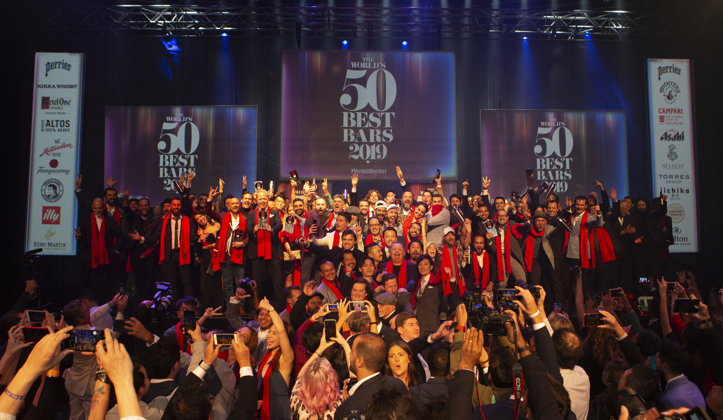 the-worlds-50-best-bars-2019-award-ceremony.jpg