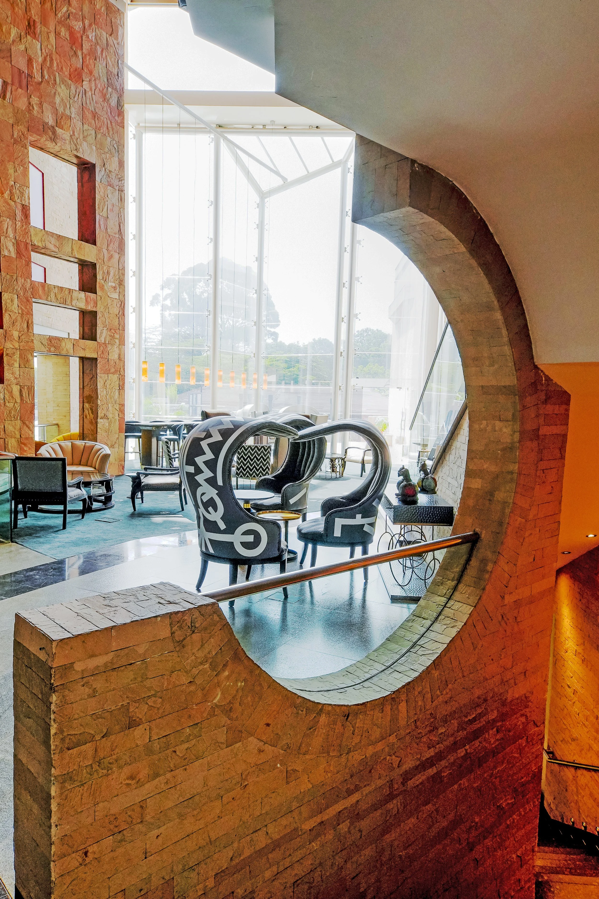 Luxury Hotels &amp; Hotel F&amp;B