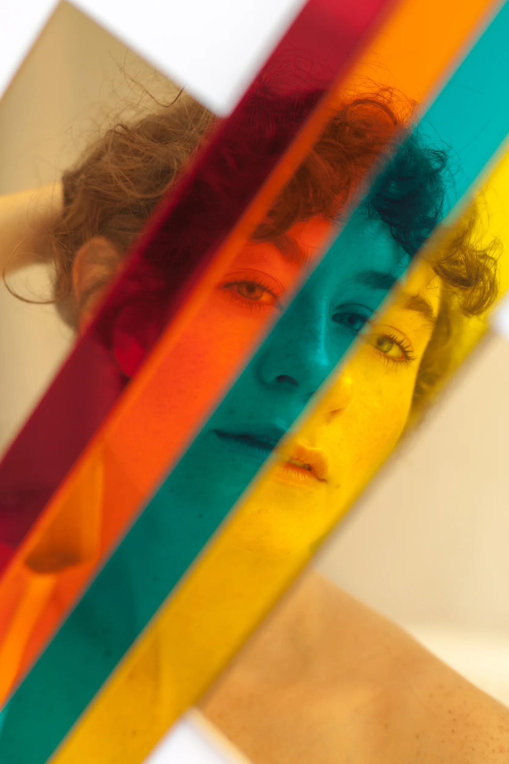 Madeleine_MulticolorMirrors_6497.jpg