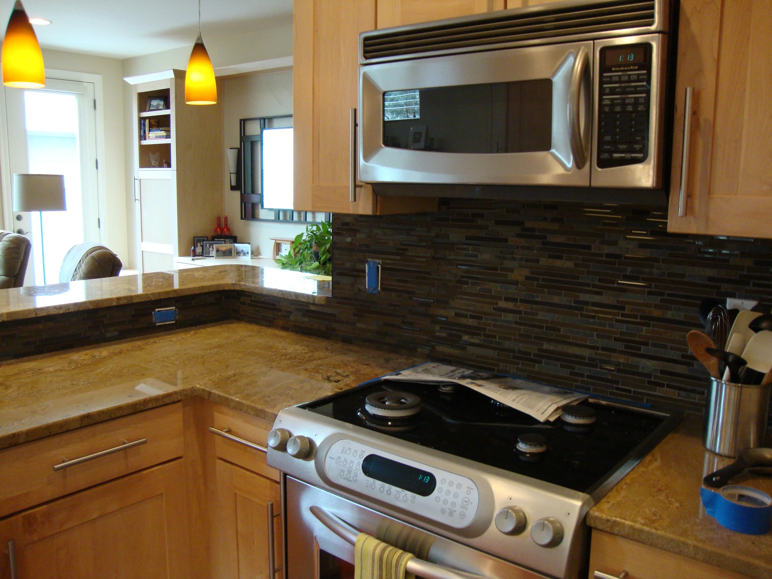 Backsplash After 5 (1).JPG