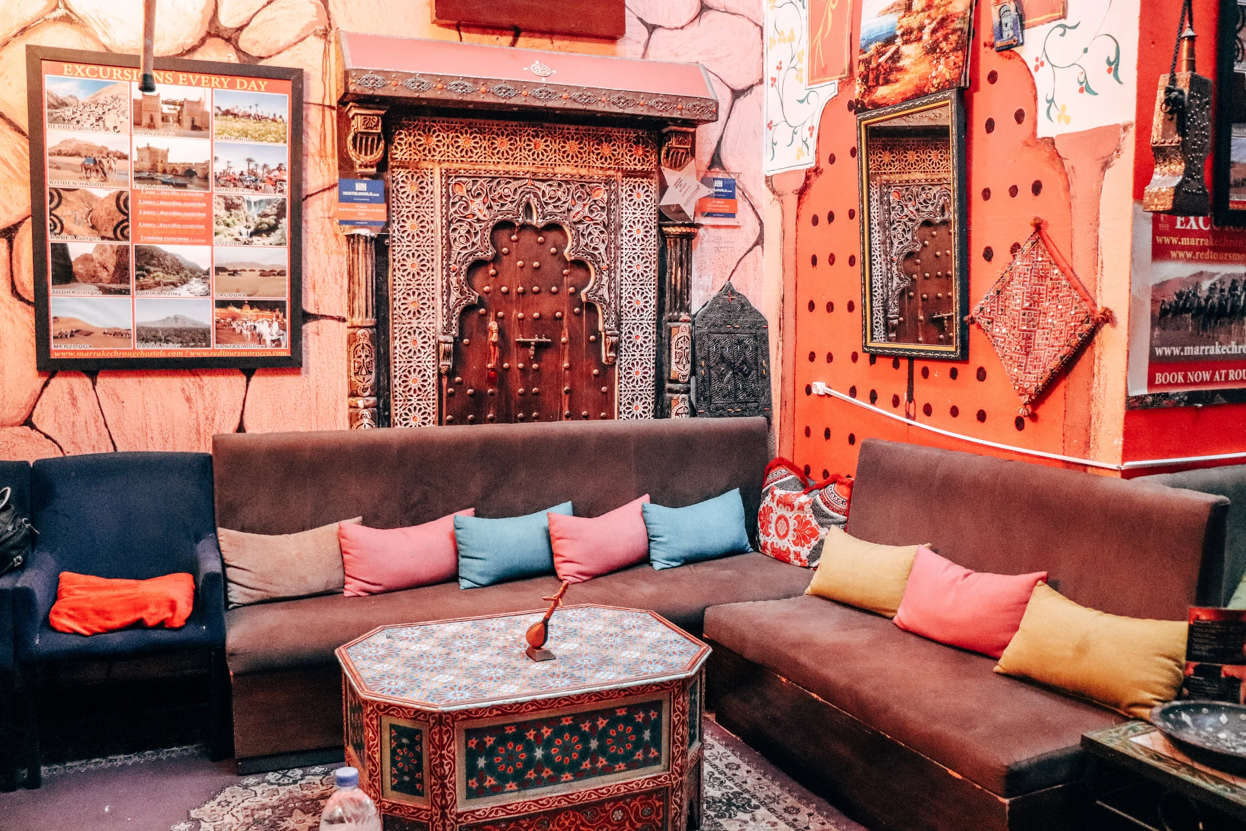 courtyard marrakech rouge hostel.jpg