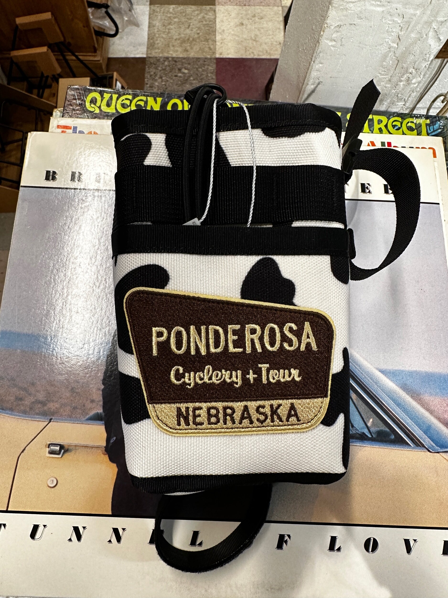 1DF38A35-E3D2-4017-89E2-603D0787A0DD