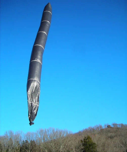 A tubular solar balloon made of garbage bags. (Image credit: Wikipedia)