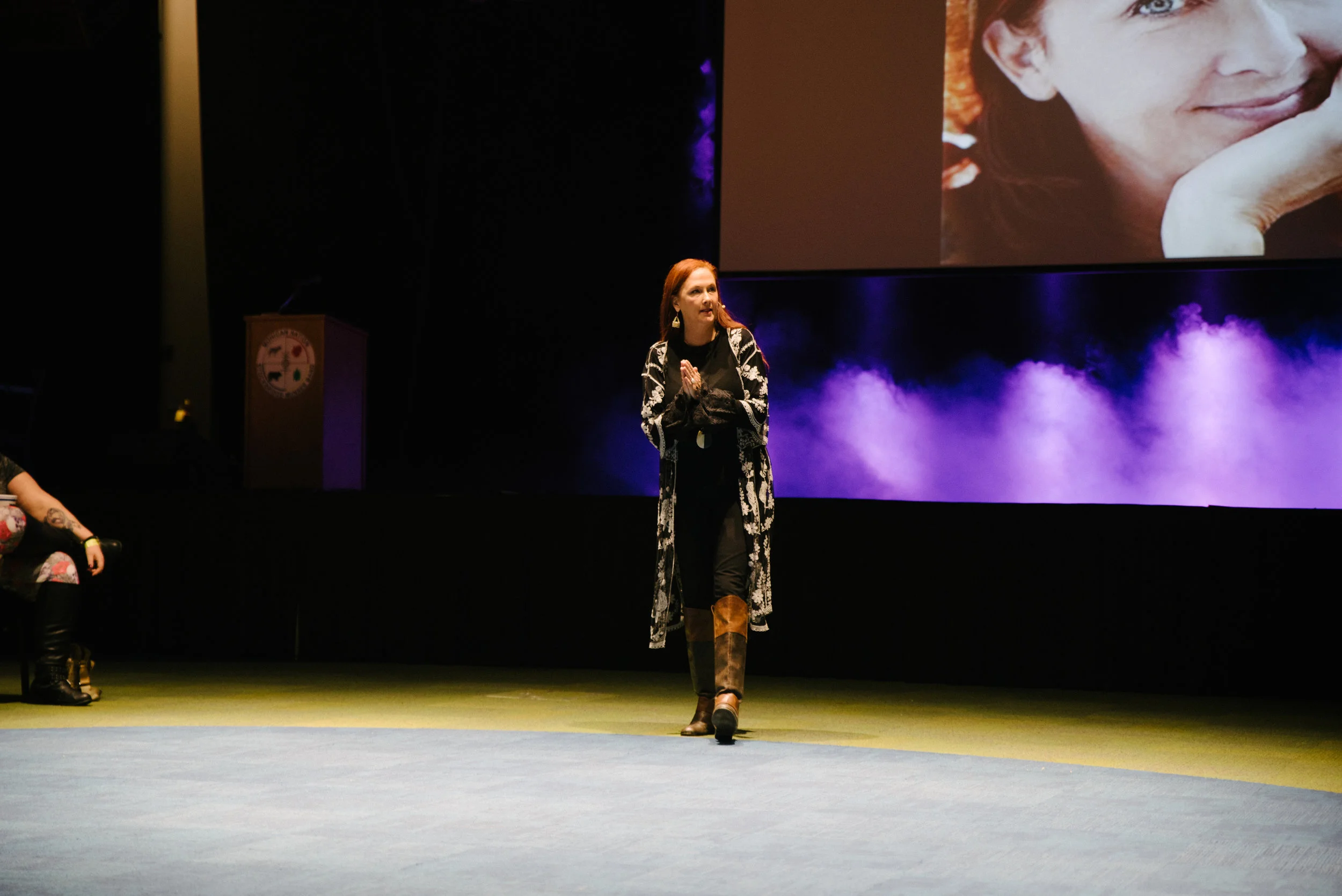 LoriAnn Mann displayed her mediumistic skills to a packed gallery.