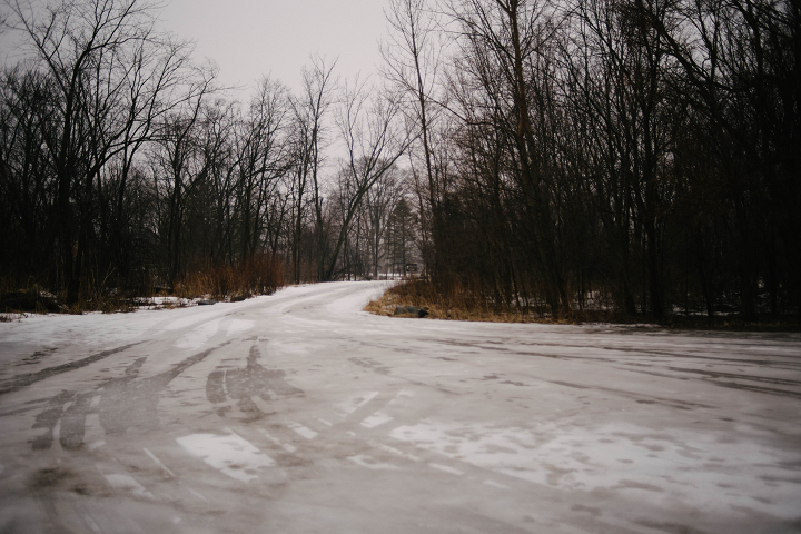 The view facing the street from the driveway leading into Dufield Pond. This area is closed to regular vehicle traffic during the winter months. (Emily Wayland / Singular Fortean Society)