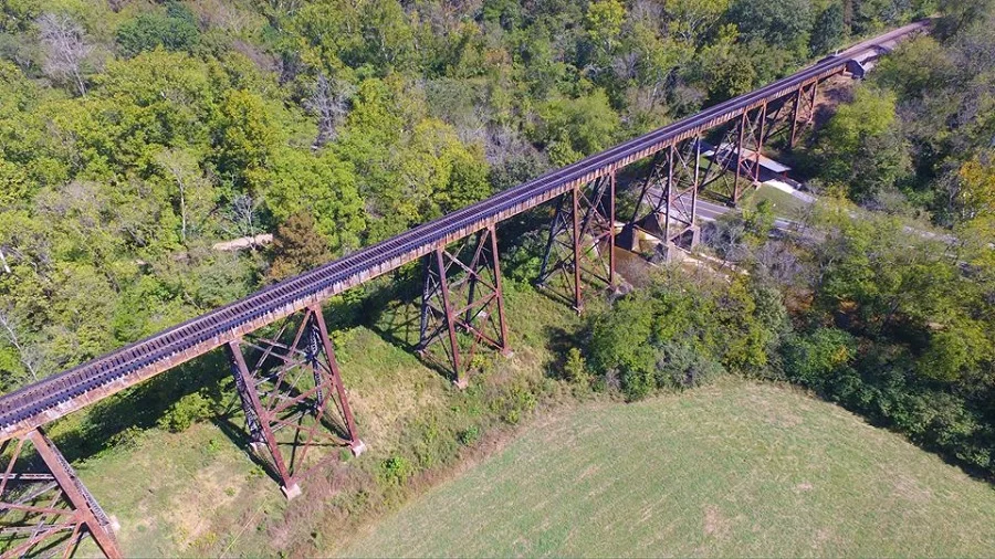 Pope Lick Bridge ( Chris Nicholson / Facebook )