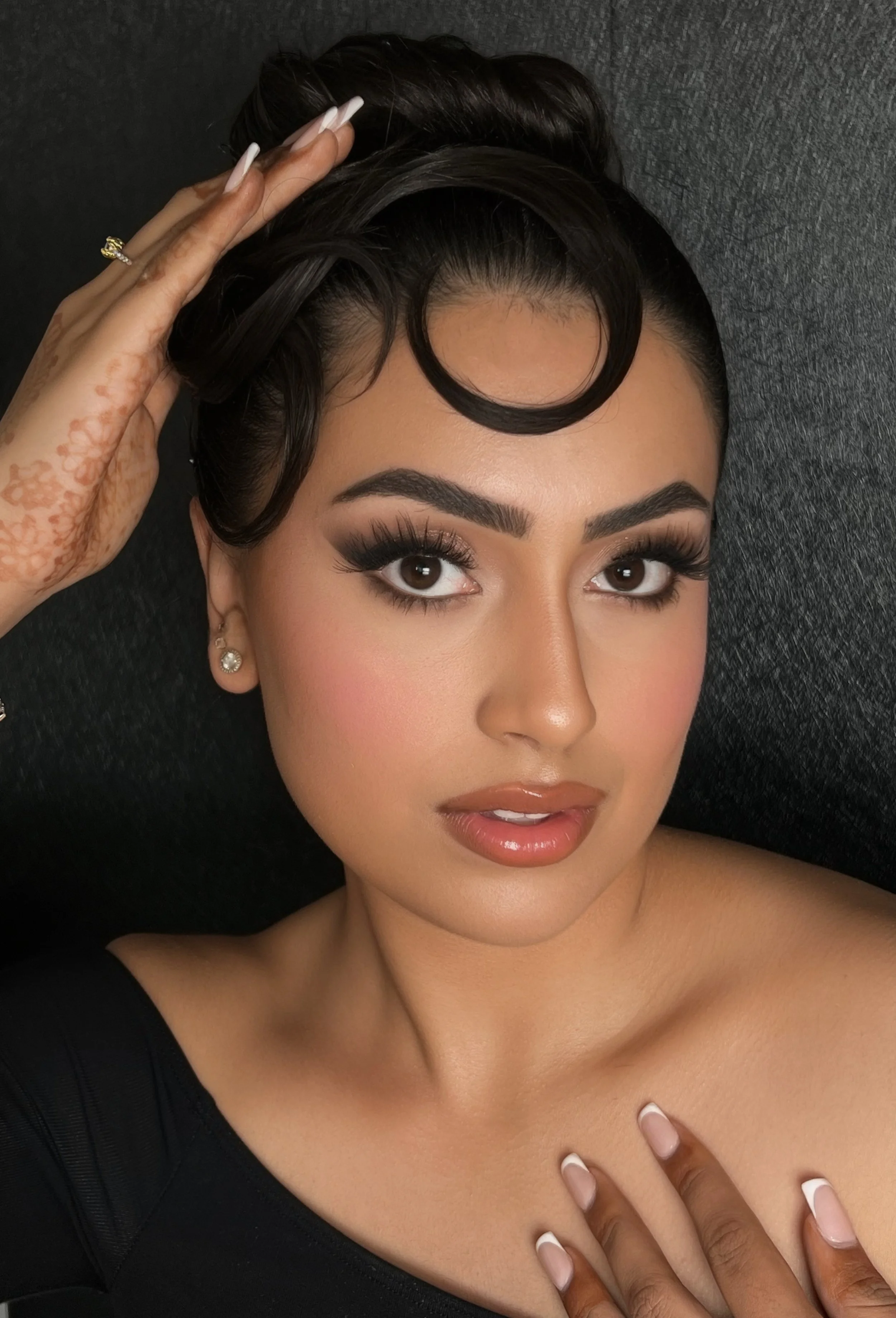 Facetune_11-01-2024-18-34-41 2.JPG