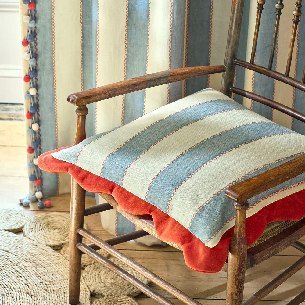 LINWOOD_Lola-Stripe_CANCAN_DETAIL-1-SQ_d54c30a0-ec53-4120-8e28-66f5f86f84e5_1000x.webp