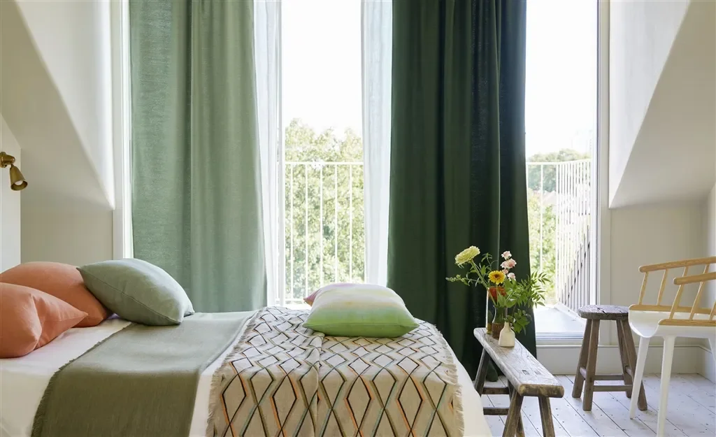 MELZO | DESIGNERS GUILD