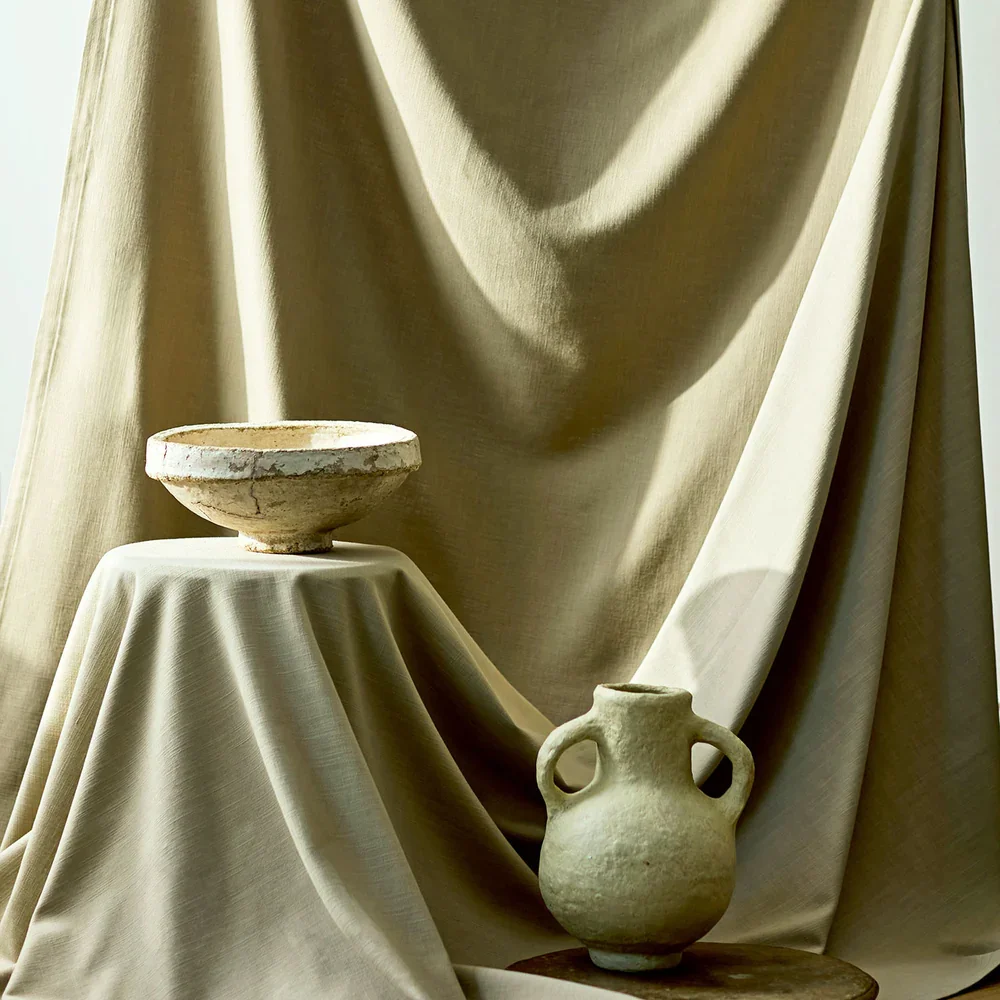 LINWOOD_PLUTO_CLAY_1-CC_1000x.webp